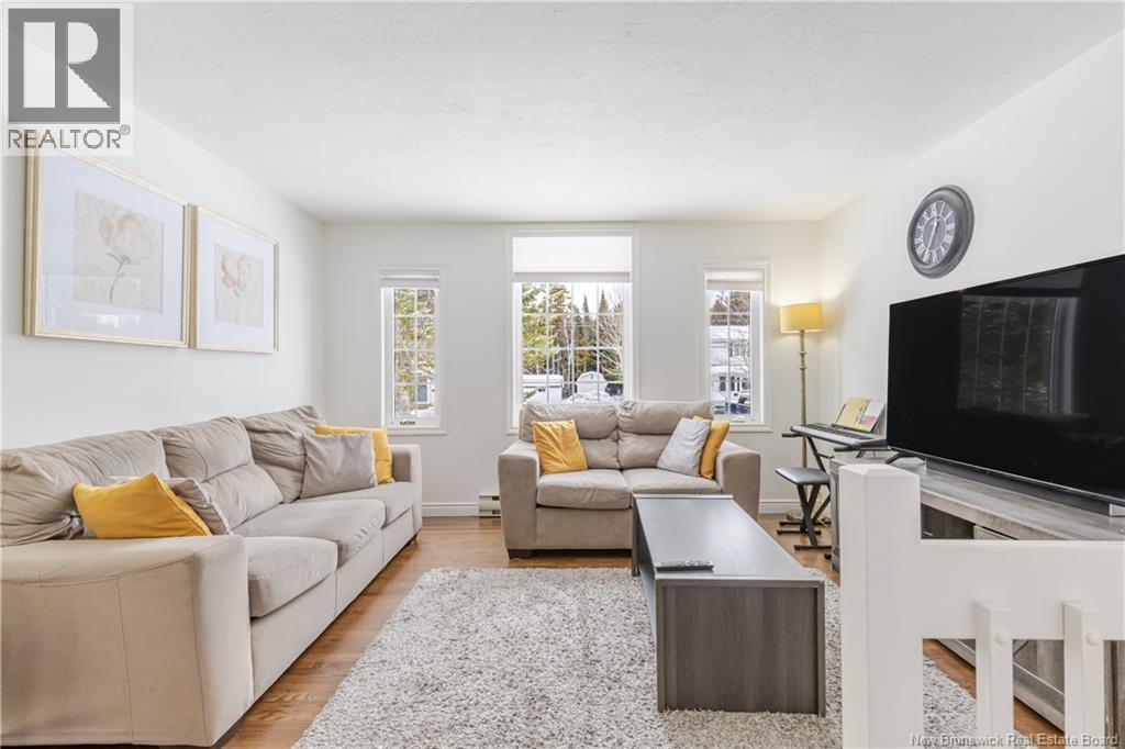 27 Baldwin Street, New Maryland, New Brunswick E3C 1C1 - Photo 17 - NB134061