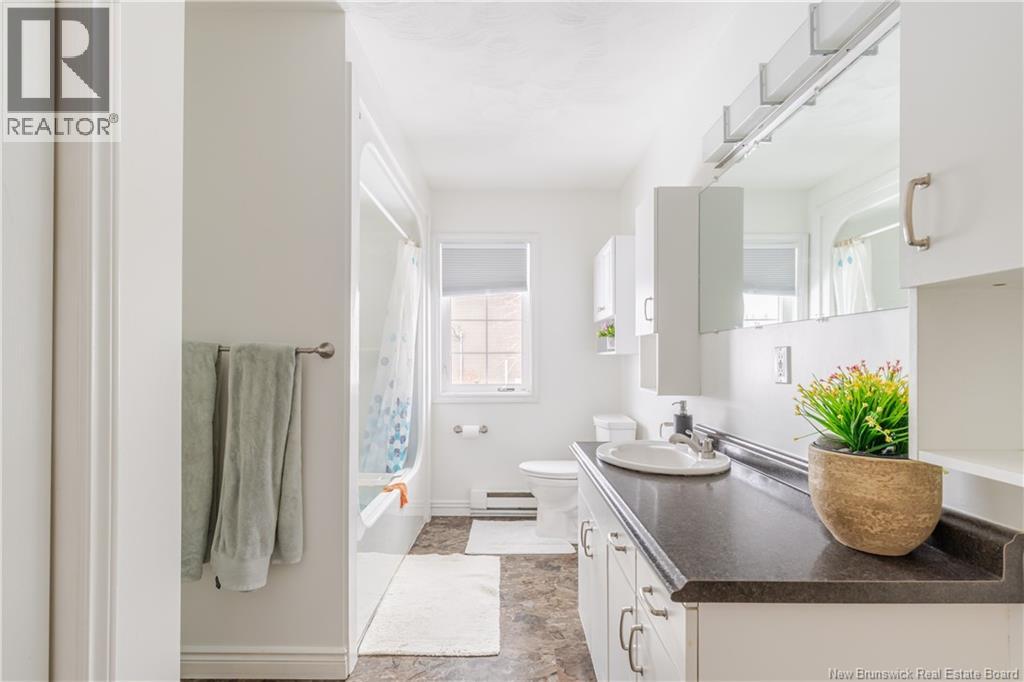 27 Baldwin Street, New Maryland, New Brunswick E3C 1C1 - Photo 37 - NB134061