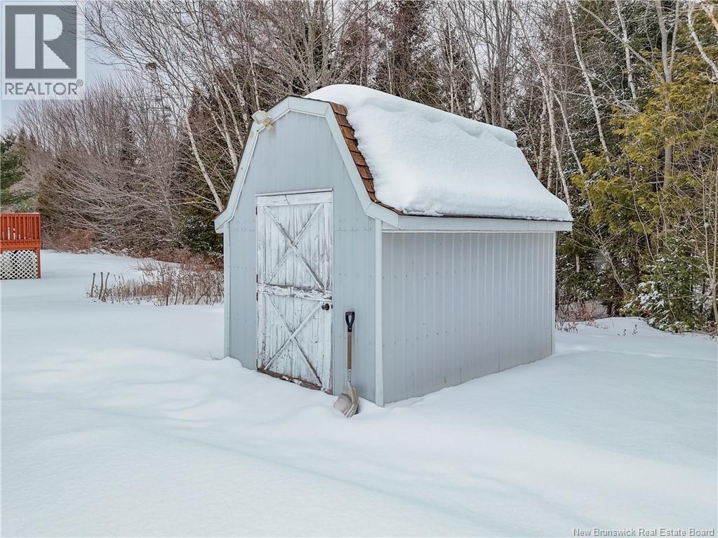 27 Baldwin Street, New Maryland, New Brunswick E3C 1C1 - Photo 6 - NB134061