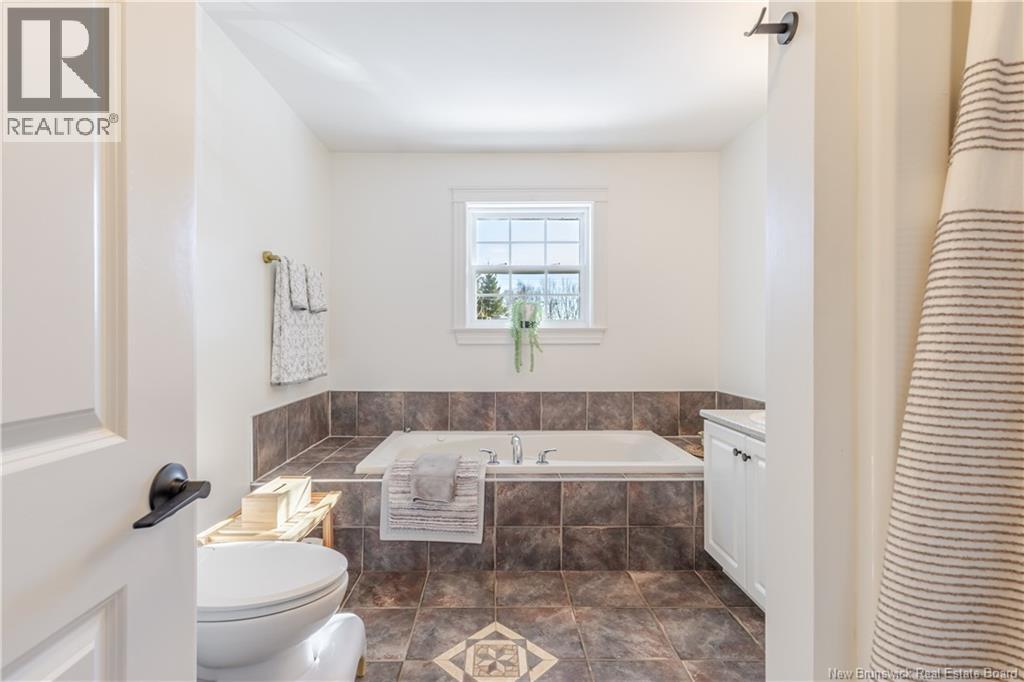 45 Floral Avenue, Fredericton, New Brunswick  E3A 1K8 - Photo 22 - NB132714