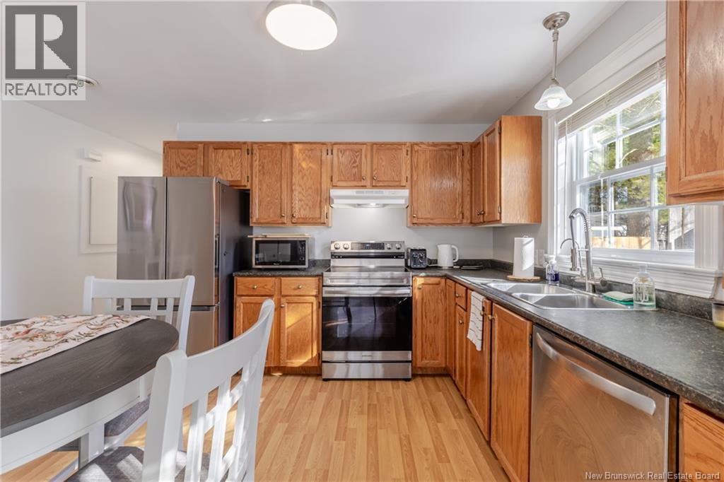 45 Floral Avenue, Fredericton, New Brunswick  E3A 1K8 - Photo 31 - NB132714
