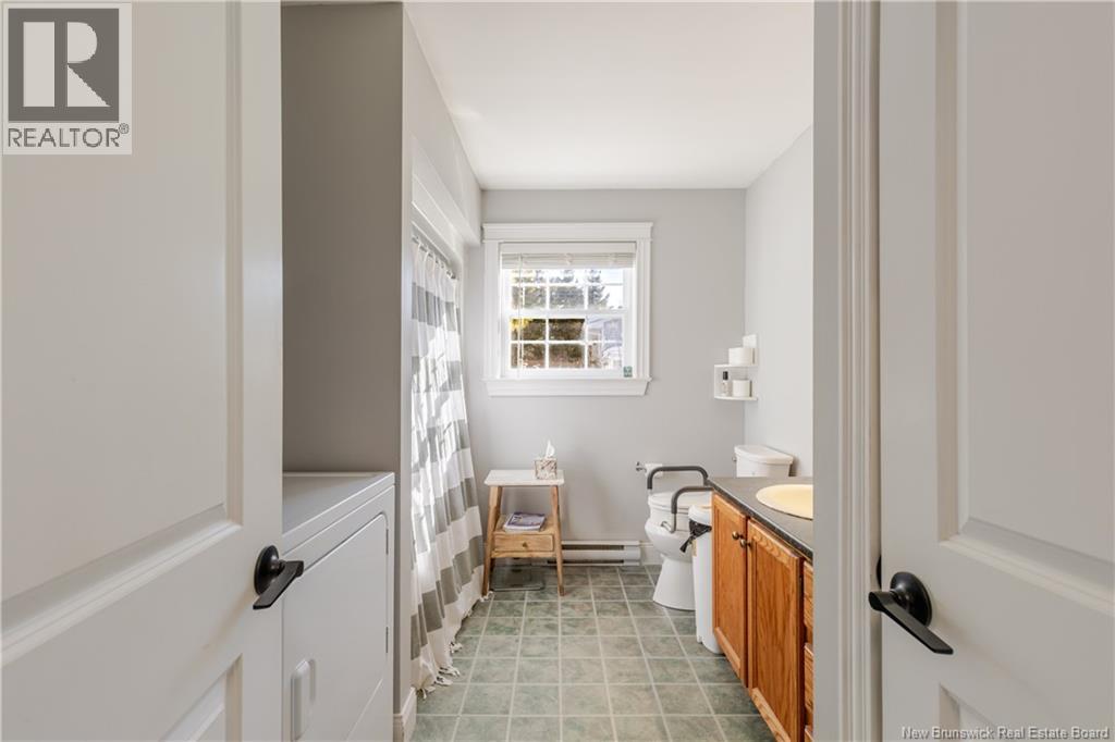 45 Floral Avenue, Fredericton, New Brunswick  E3A 1K8 - Photo 32 - NB132704