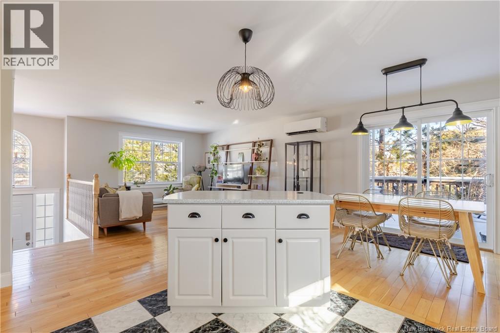 45 Floral Avenue, Fredericton, New Brunswick  E3A 1K8 - Photo 8 - NB132704
