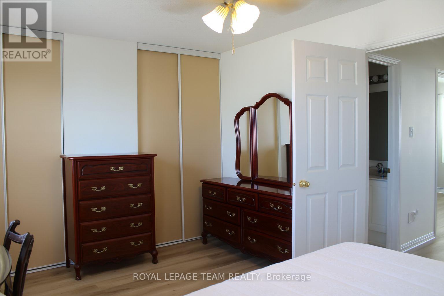 20 Heartleaf Private, Ottawa, Ontario  K1T 3Z9 - Photo 22 - X12820320