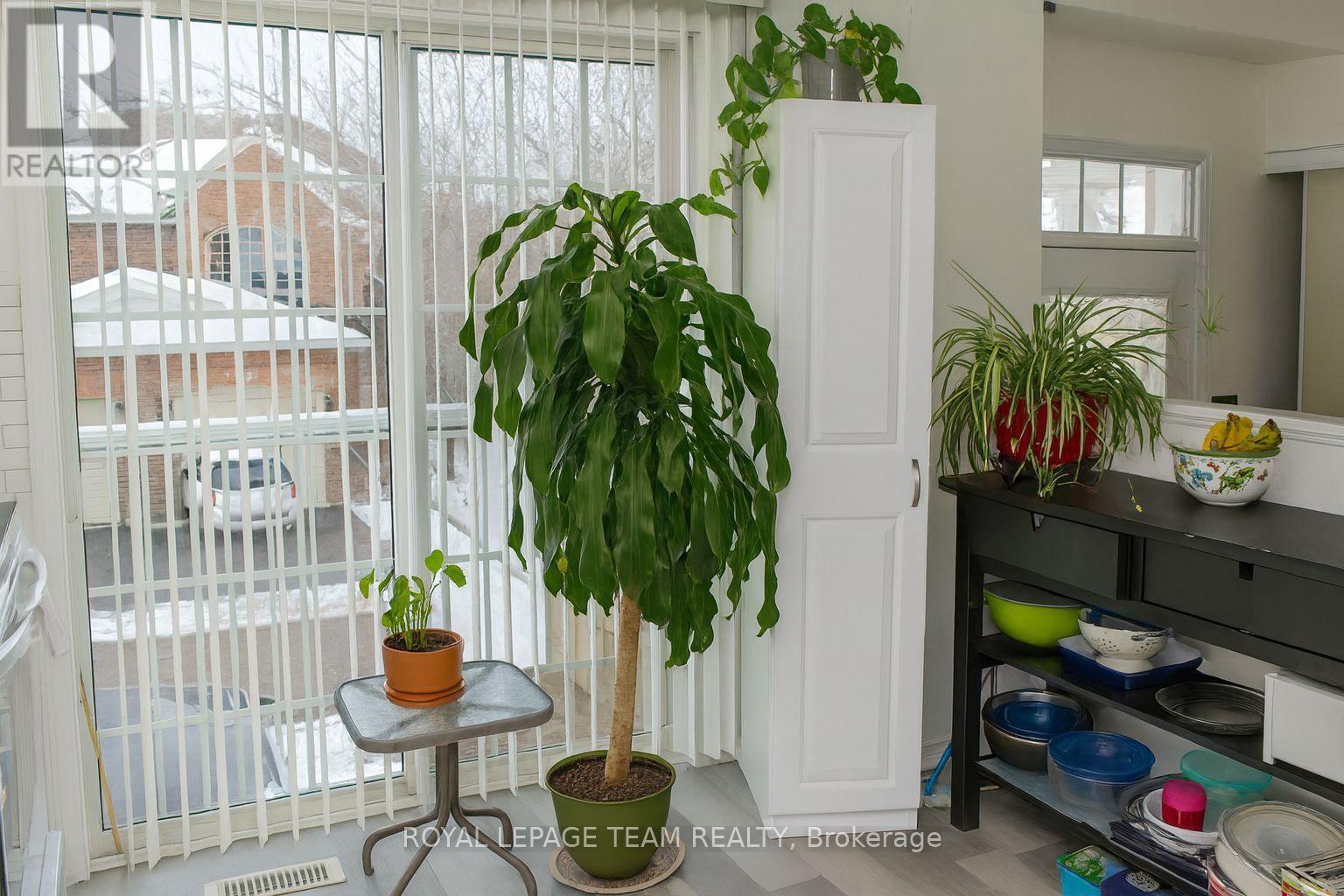 20 Heartleaf Private, Ottawa, Ontario  K1T 3Z9 - Photo 15 - X12820320