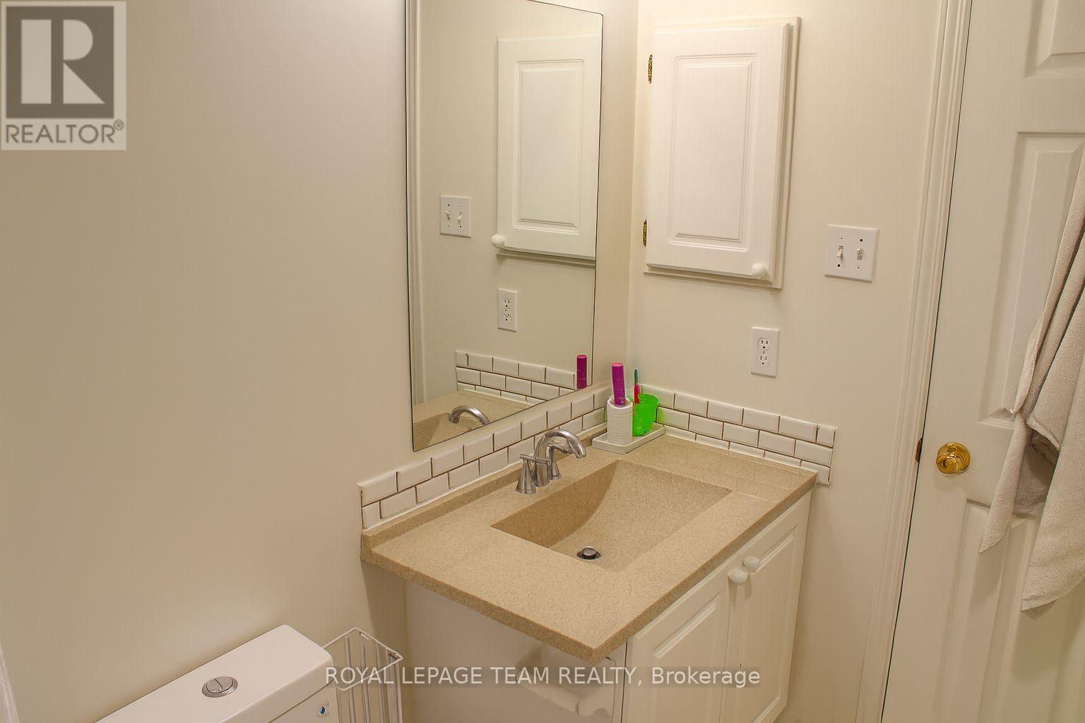 20 Heartleaf Private, Ottawa, Ontario  K1T 3Z9 - Photo 24 - X12820320