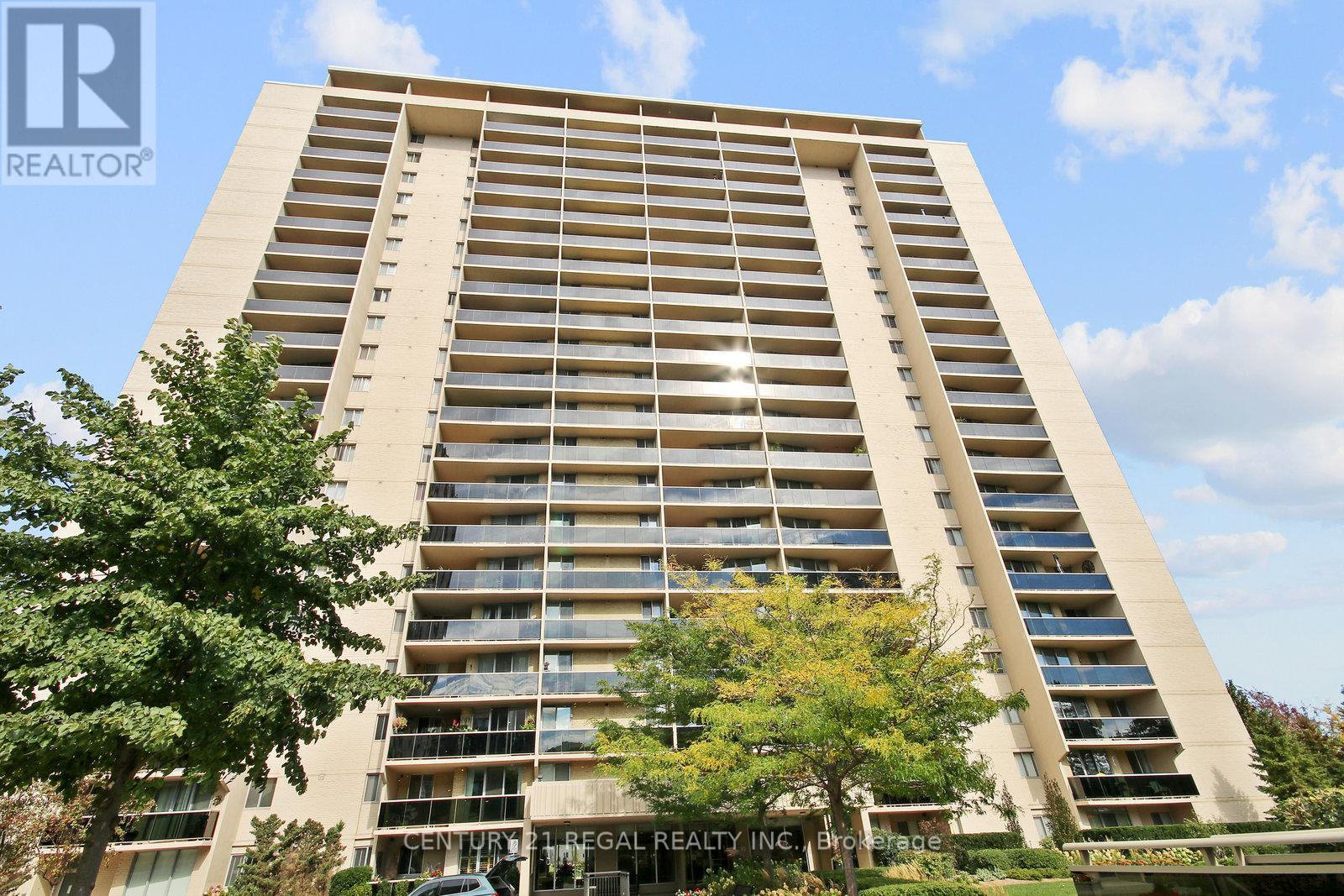 1207 - 812 Burnhamthorpe Road E, Toronto, Ontario  M9C 4W1 - Photo 47 - W12464448