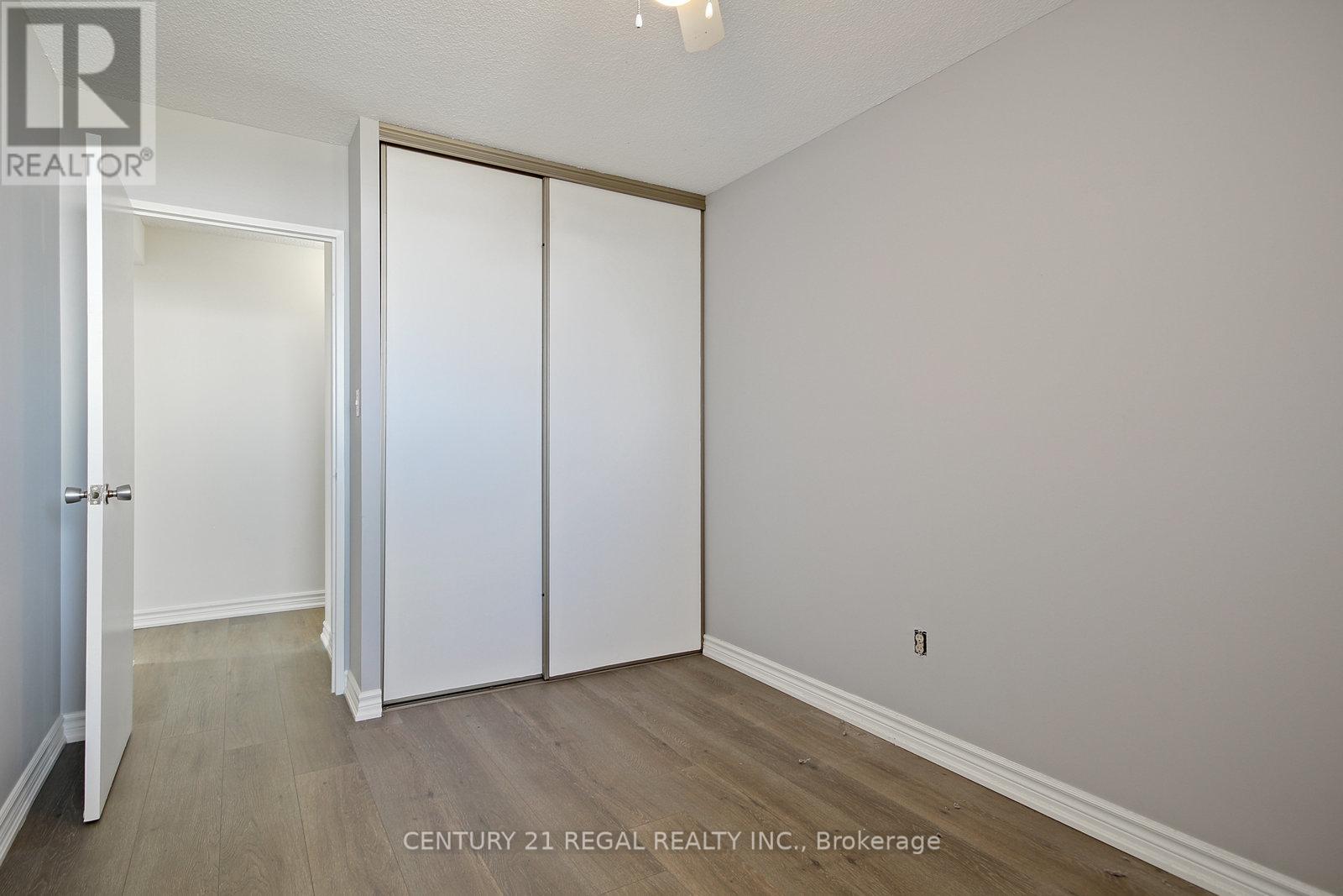 1207 - 812 Burnhamthorpe Road E, Toronto, Ontario  M9C 4W1 - Photo 21 - W12464448