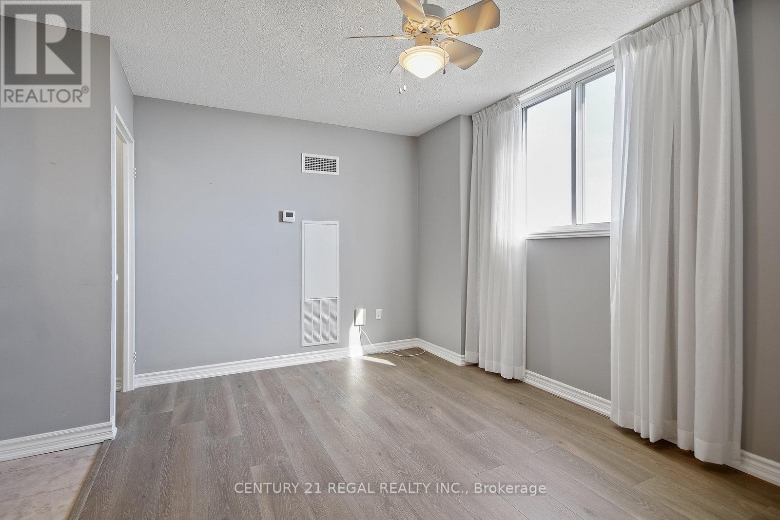 1207 - 812 Burnhamthorpe Road E, Toronto, Ontario  M9C 4W1 - Photo 34 - W12464448