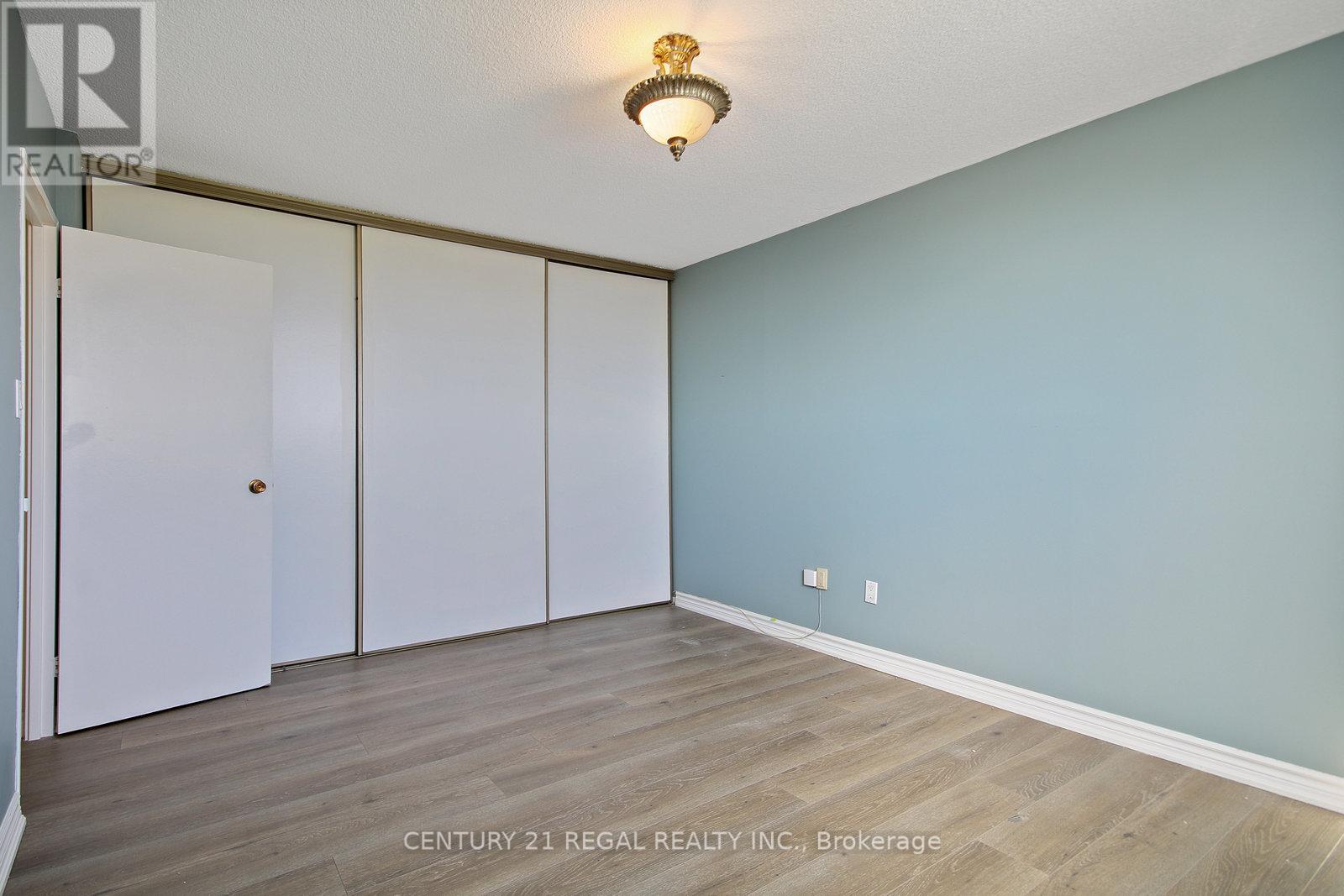 1207 - 812 Burnhamthorpe Road E, Toronto, Ontario  M9C 4W1 - Photo 28 - W12464448