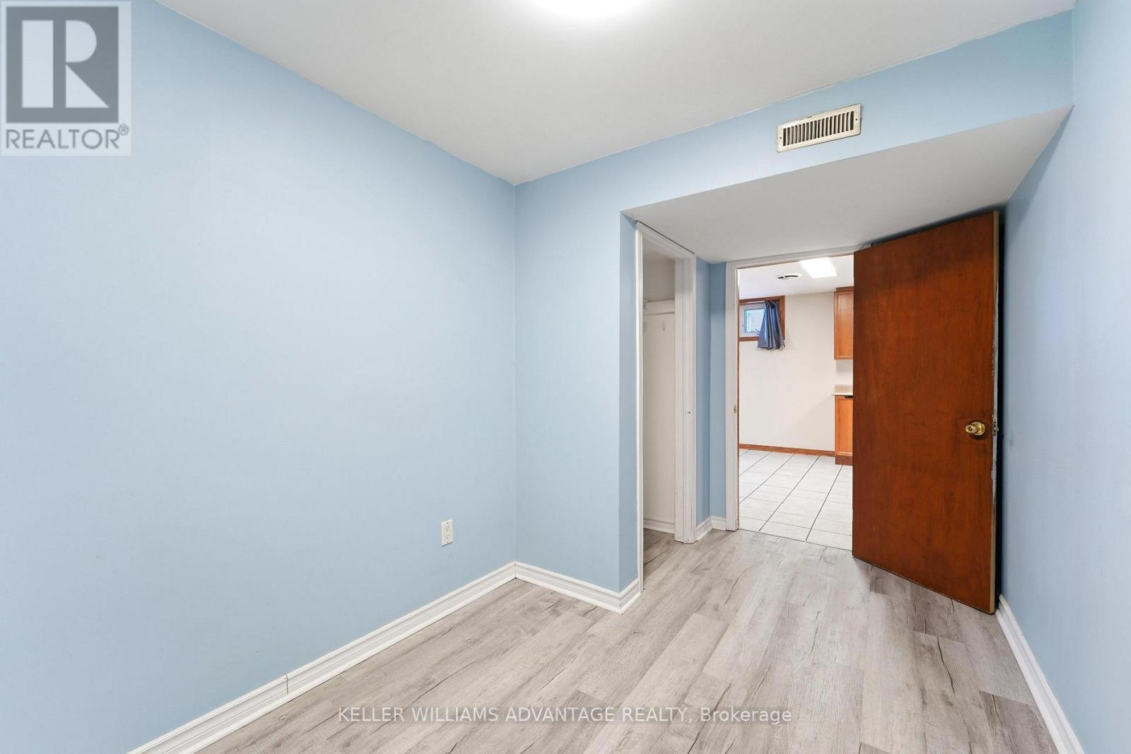 Lower Unit - 105 Hart Avenue, Toronto, Ontario  M1K 3H3 - Photo 21 - E12679156