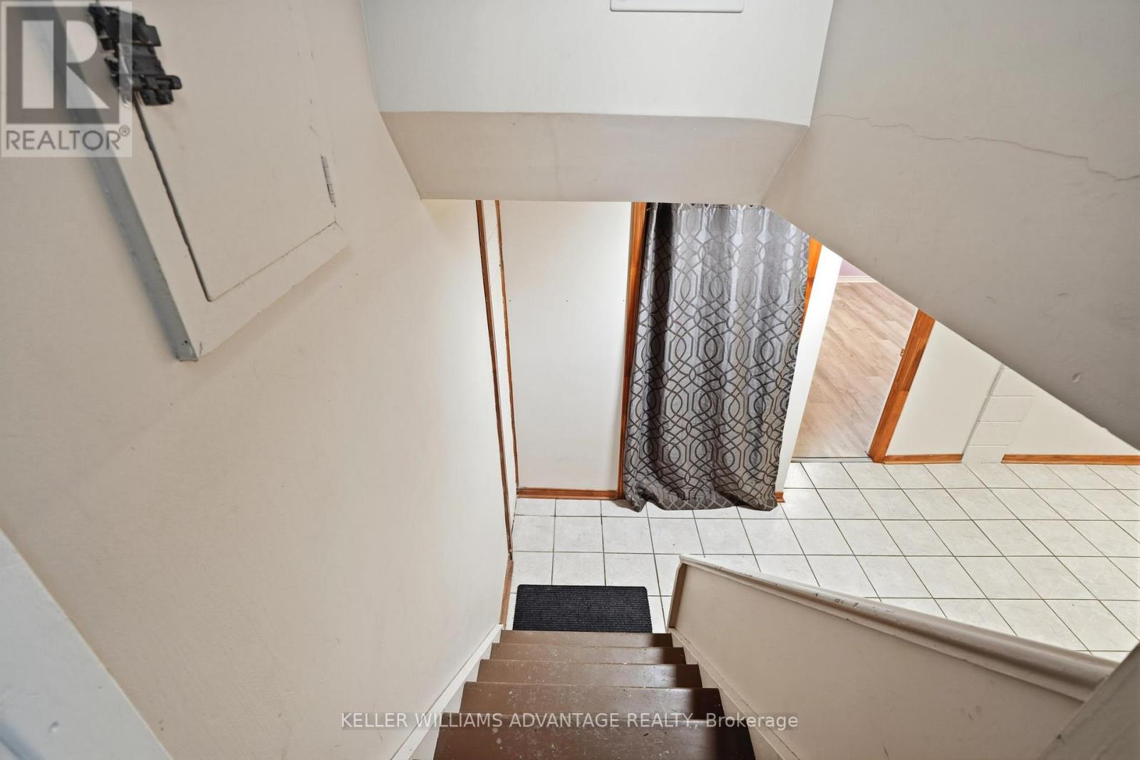 Lower Unit - 105 Hart Avenue, Toronto, Ontario  M1K 3H3 - Photo 4 - E12679156