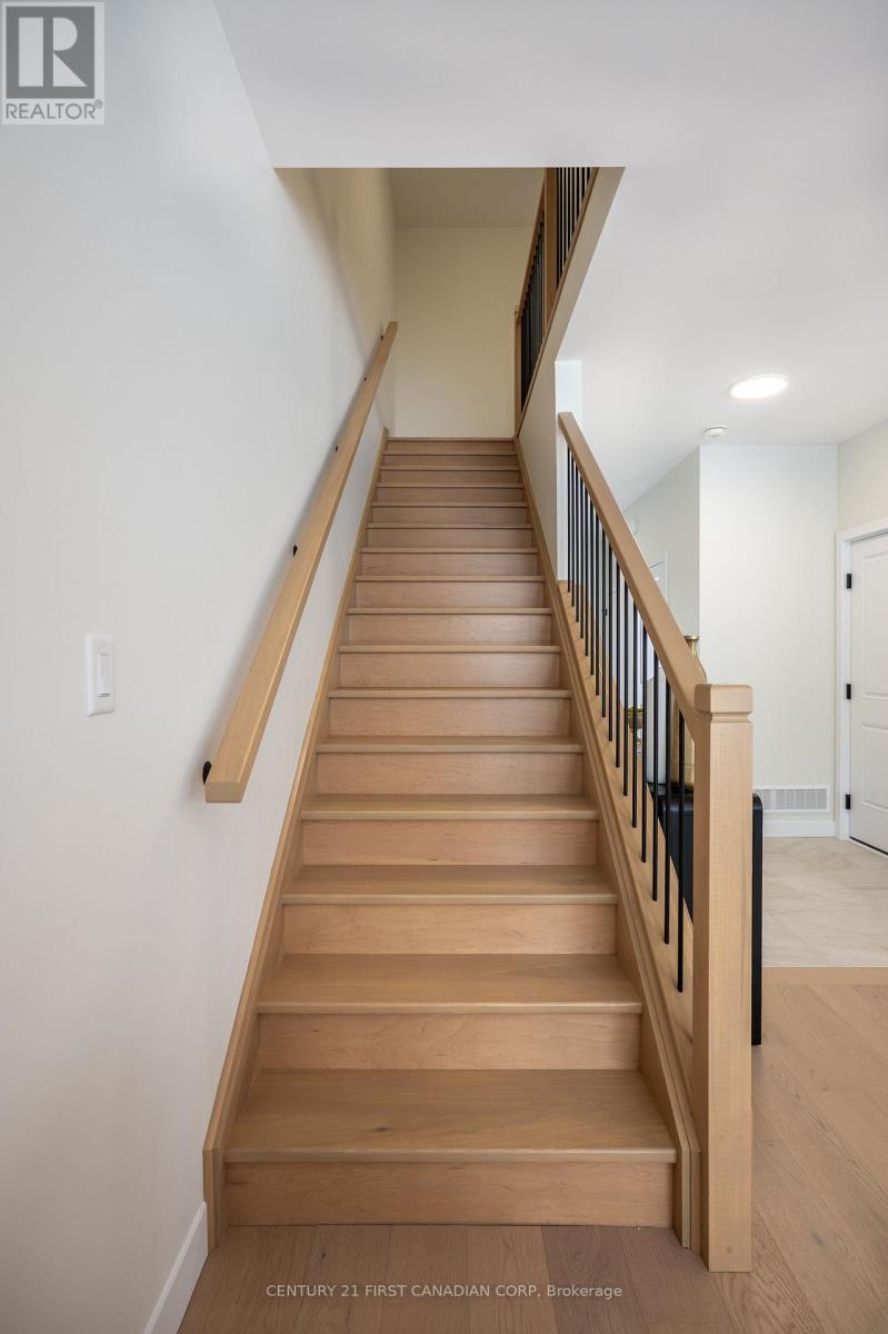 4273 Calhoun Way, London South, Ontario  N6P 1J9 - Photo 15 - X12821664