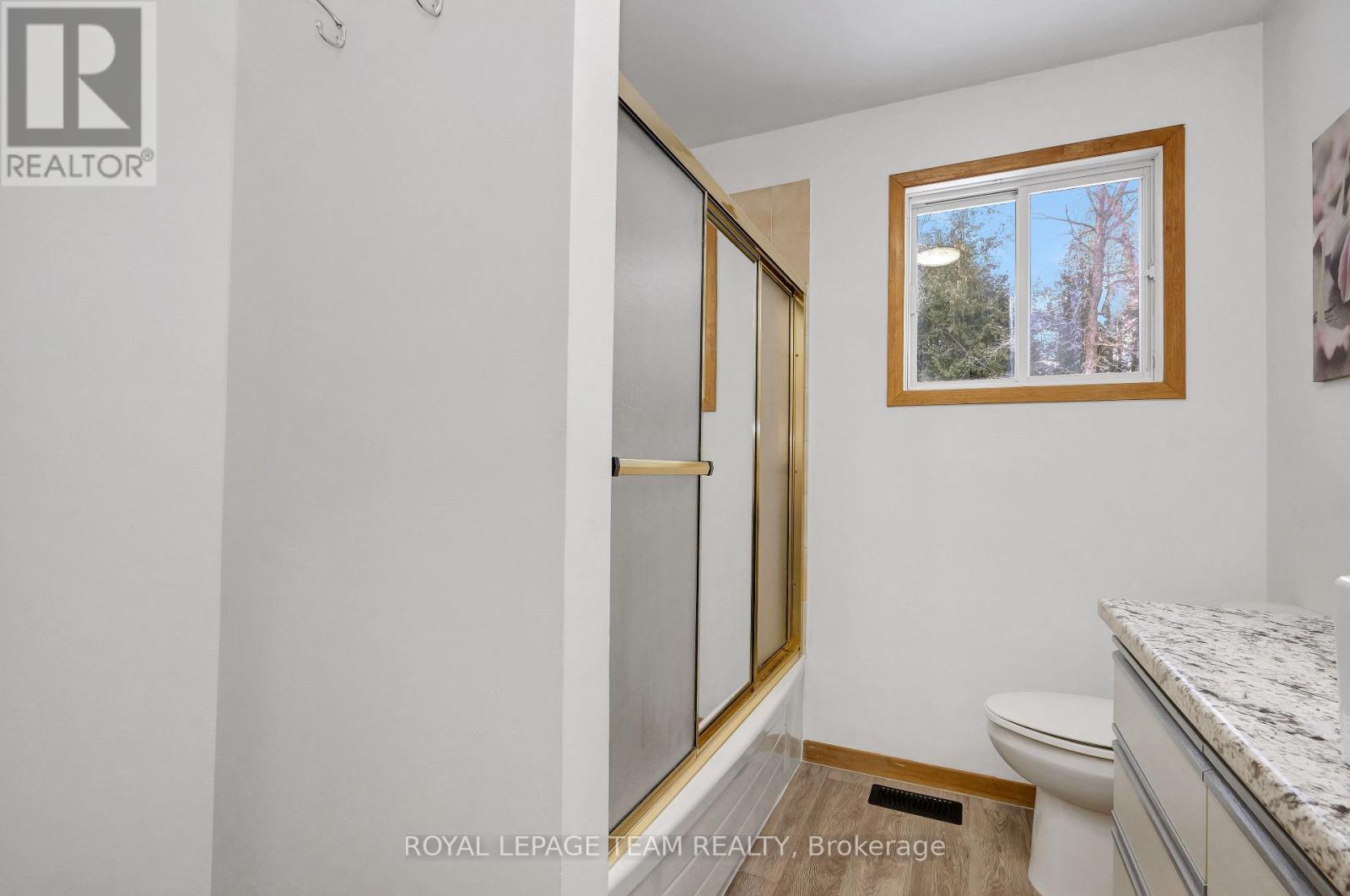 13025 Mackenzie Road, South Dundas, Ontario  K0C 1H0 - Photo 21 - X12821618