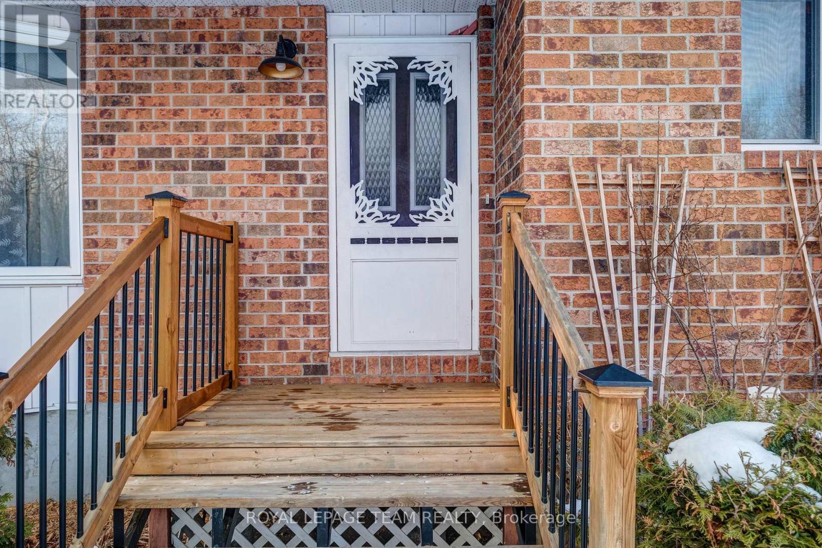 13025 Mackenzie Road, South Dundas, Ontario  K0C 1H0 - Photo 3 - X12821618