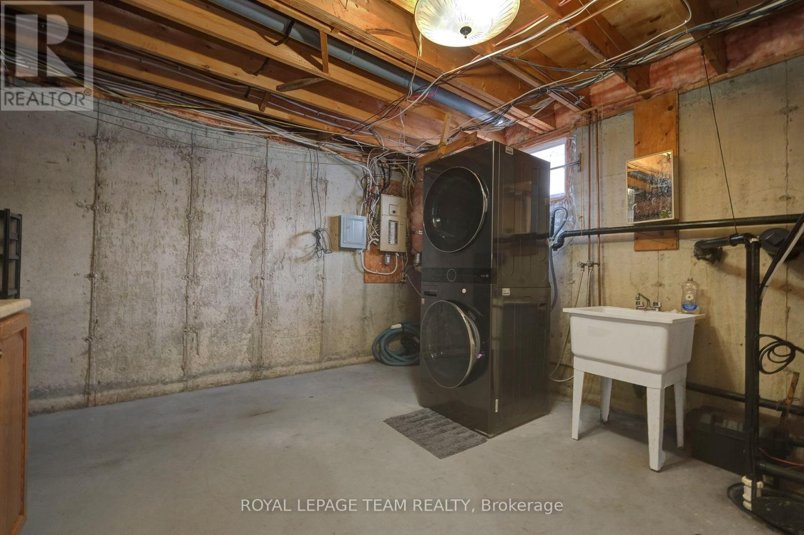 13025 Mackenzie Road, South Dundas, Ontario  K0C 1H0 - Photo 33 - X12821618