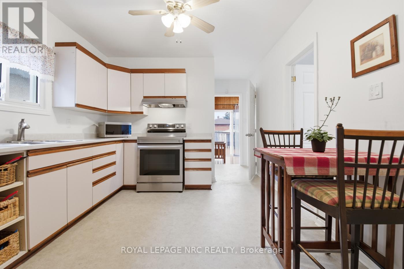 26 Kent Street, St. Catharines, Ontario  L2S 1H2 - Photo 12 - X12821652