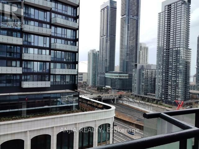 1011 - 480 Front Street W, Toronto, Ontario  M5V 0V5 - Photo 23 - C12821592