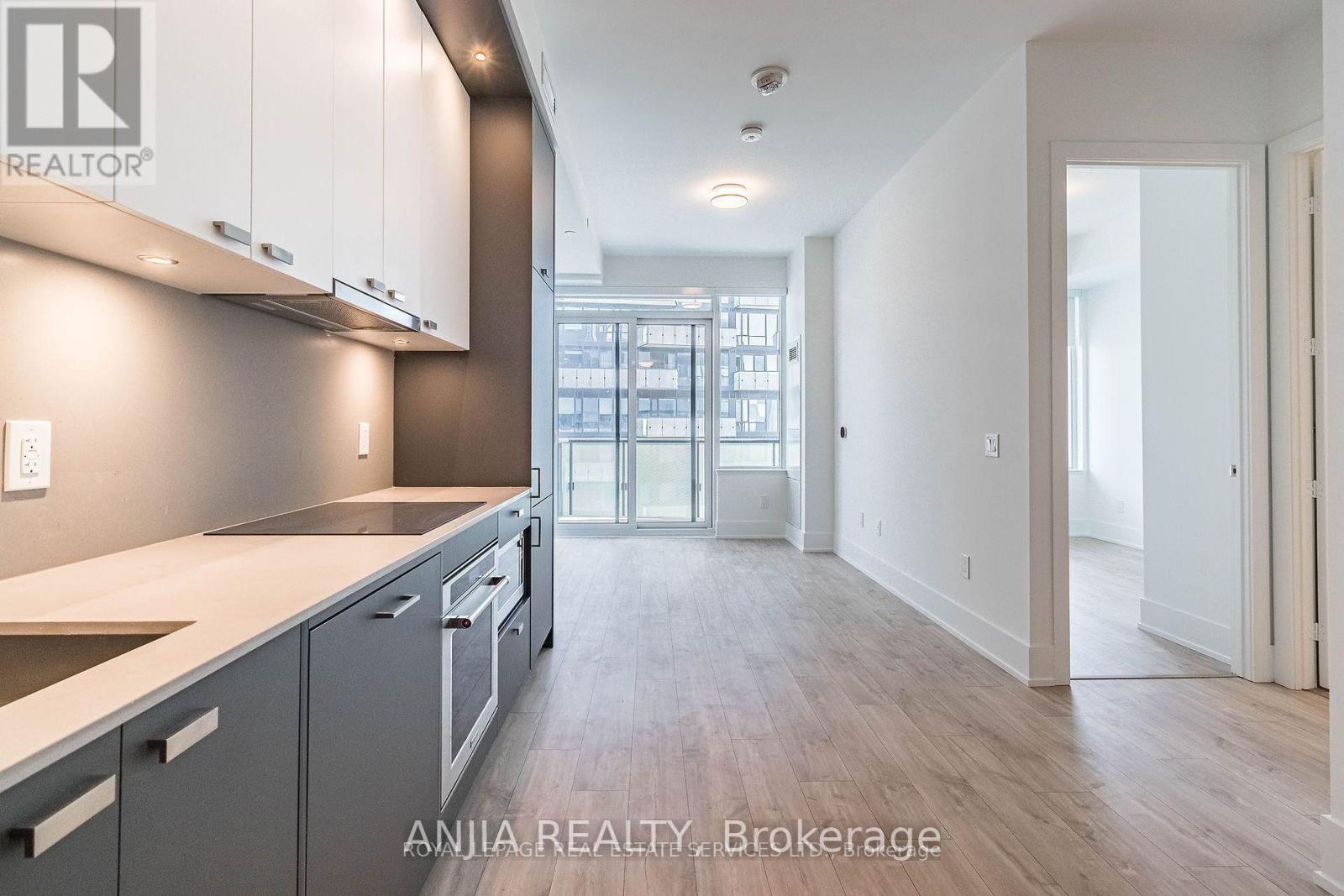 1011 - 480 Front Street W, Toronto, Ontario  M5V 0V5 - Photo 8 - C12821592