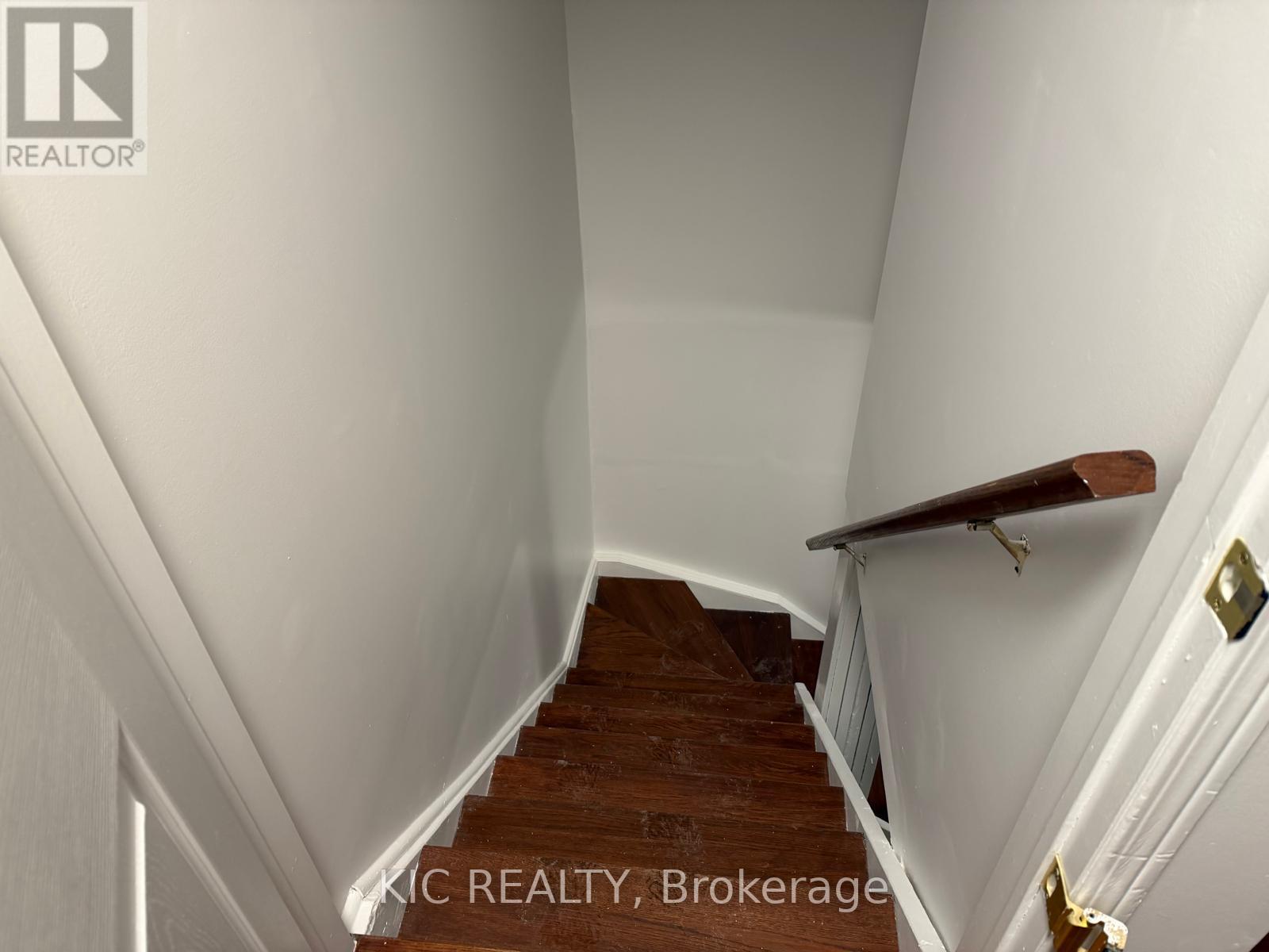 8 Ventura Lane, Ajax (Central), Ontario  L1T 0C4 - Photo 10 - E12821574