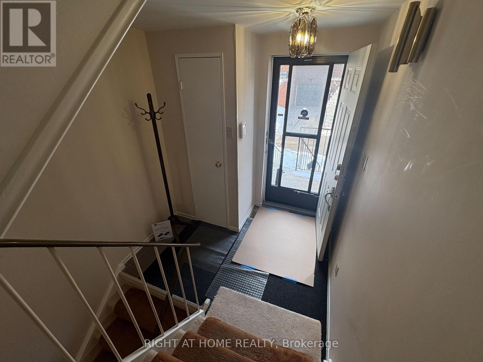 194 - 160 Palmdale Drive, Toronto, Ontario  M1T 3M7 - Photo 2 - E12821600