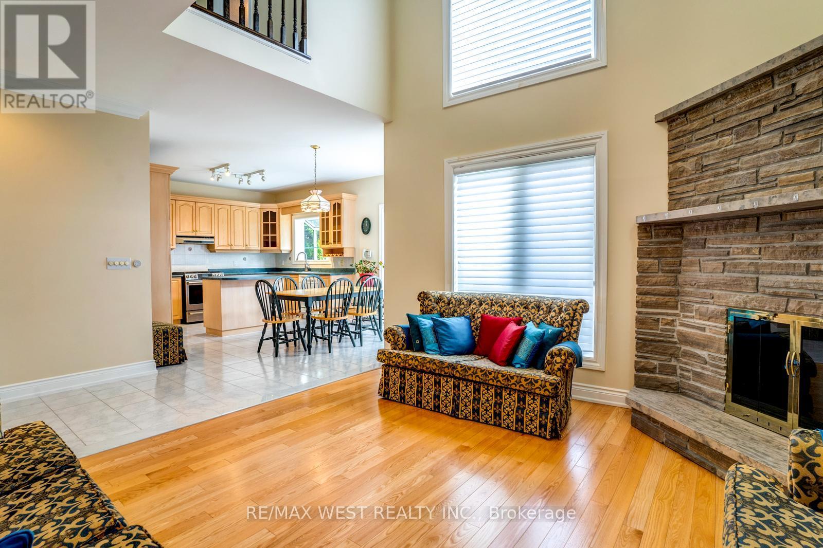 229 Baker Avenue, Richmond Hill, Ontario  L4C 1X8 - Photo 13 - N12821620