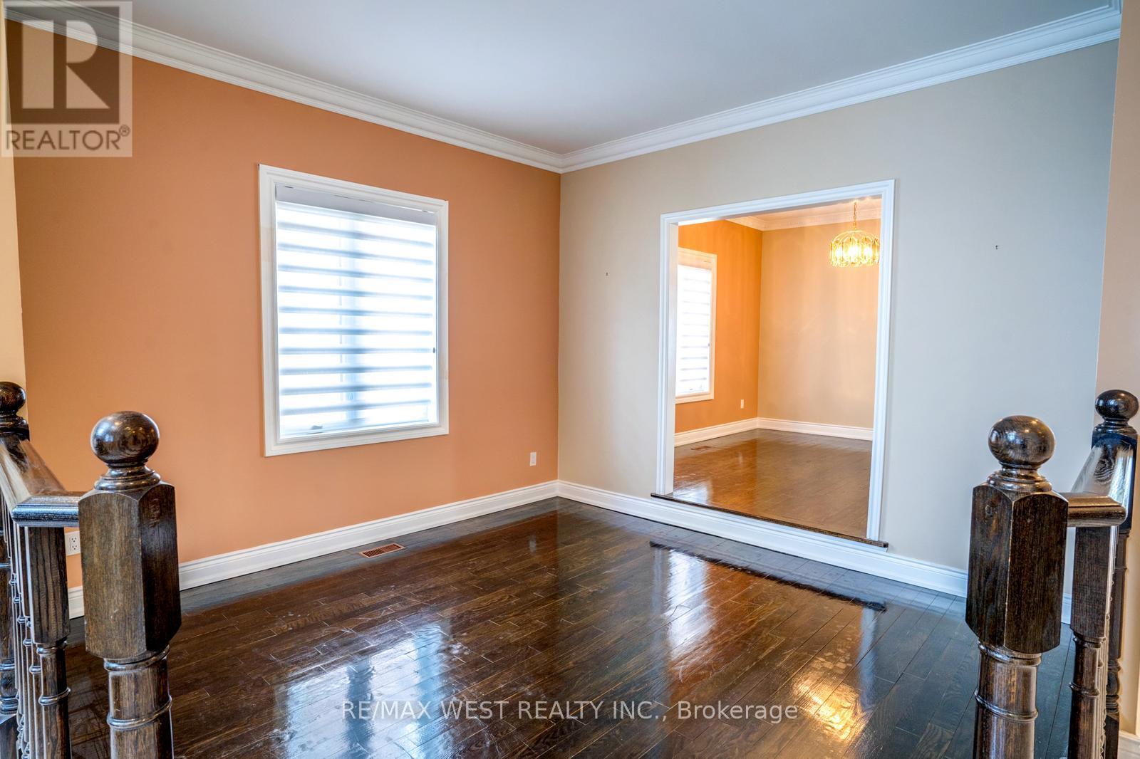 229 Baker Avenue, Richmond Hill, Ontario  L4C 1X8 - Photo 6 - N12821620