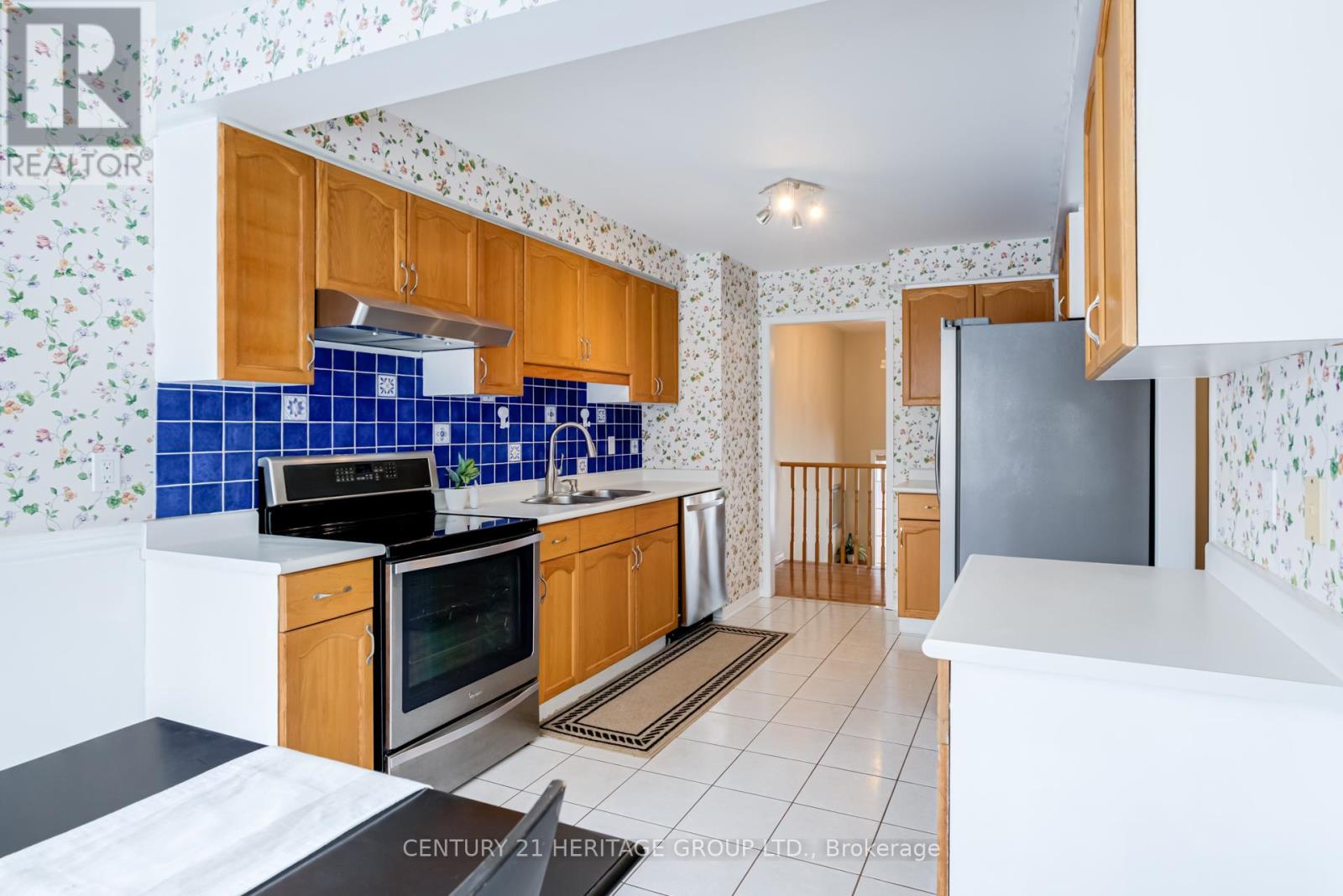 4 Countryside Court, Bradford West Gwillimbury, Ontario  L3Z 2Z8 - Photo 11 - N12821670