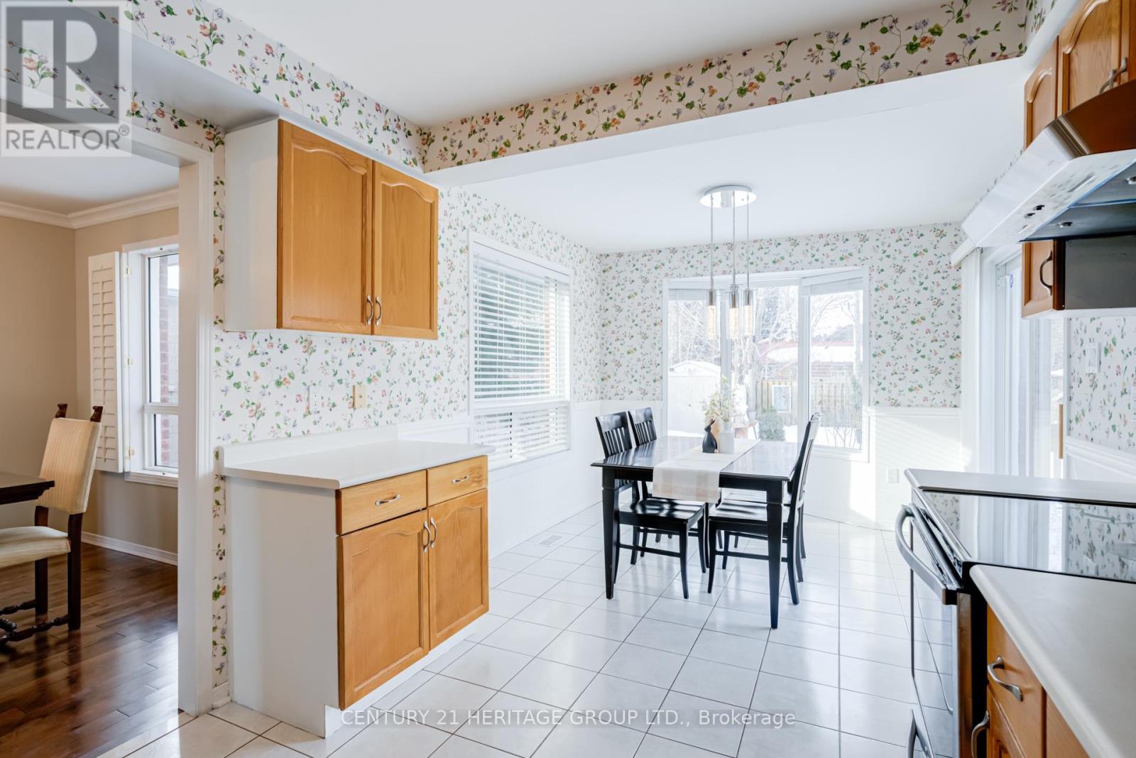 4 Countryside Court, Bradford West Gwillimbury, Ontario  L3Z 2Z8 - Photo 12 - N12821670