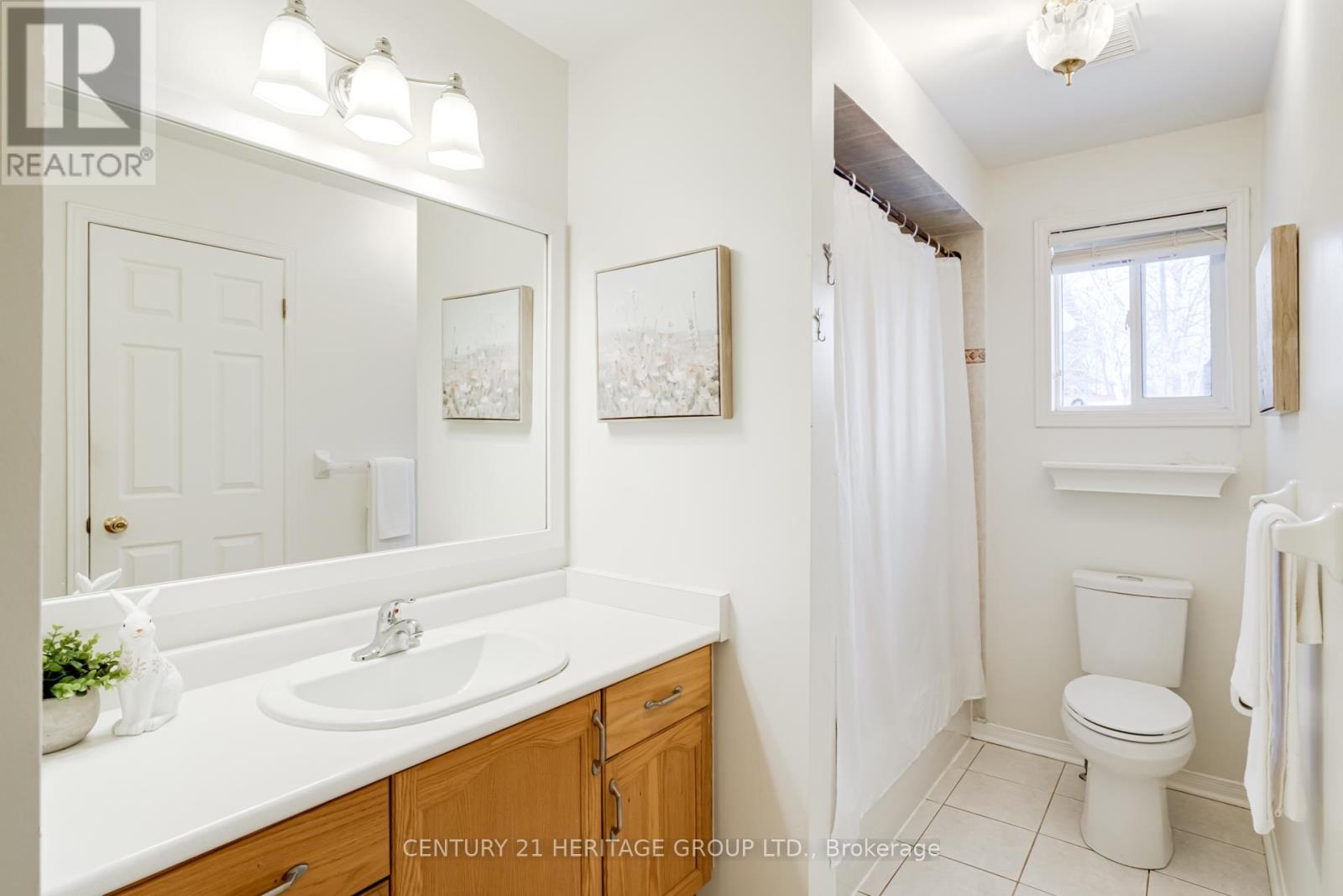 4 Countryside Court, Bradford West Gwillimbury, Ontario  L3Z 2Z8 - Photo 19 - N12821670