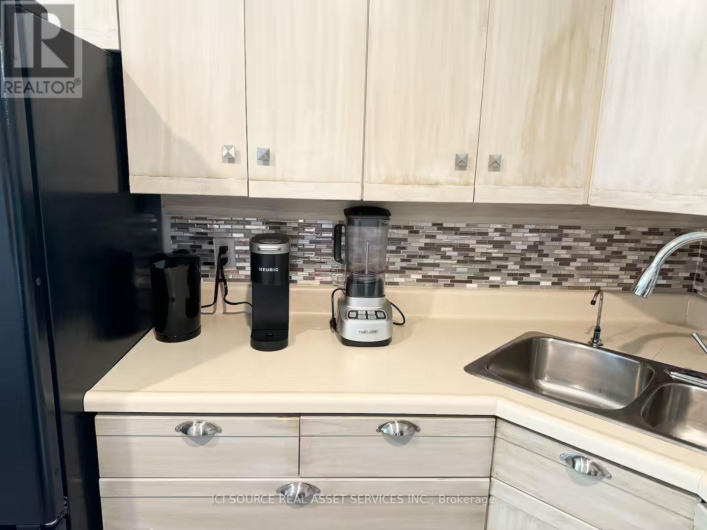 Basement - 27 Valley Trail, East Gwillimbury, Ontario  L3Y 4V8 - Photo 20 - N12821674