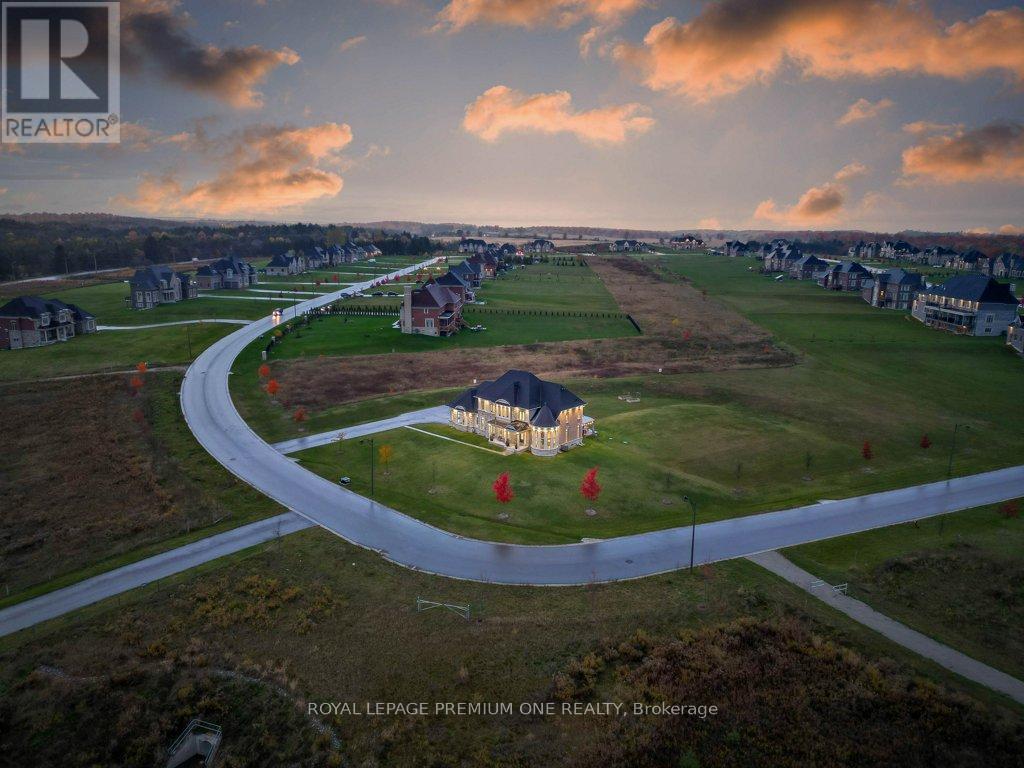 79 Amos Drive, Caledon, Ontario  L7E 4L7 - Photo 2 - W12821578