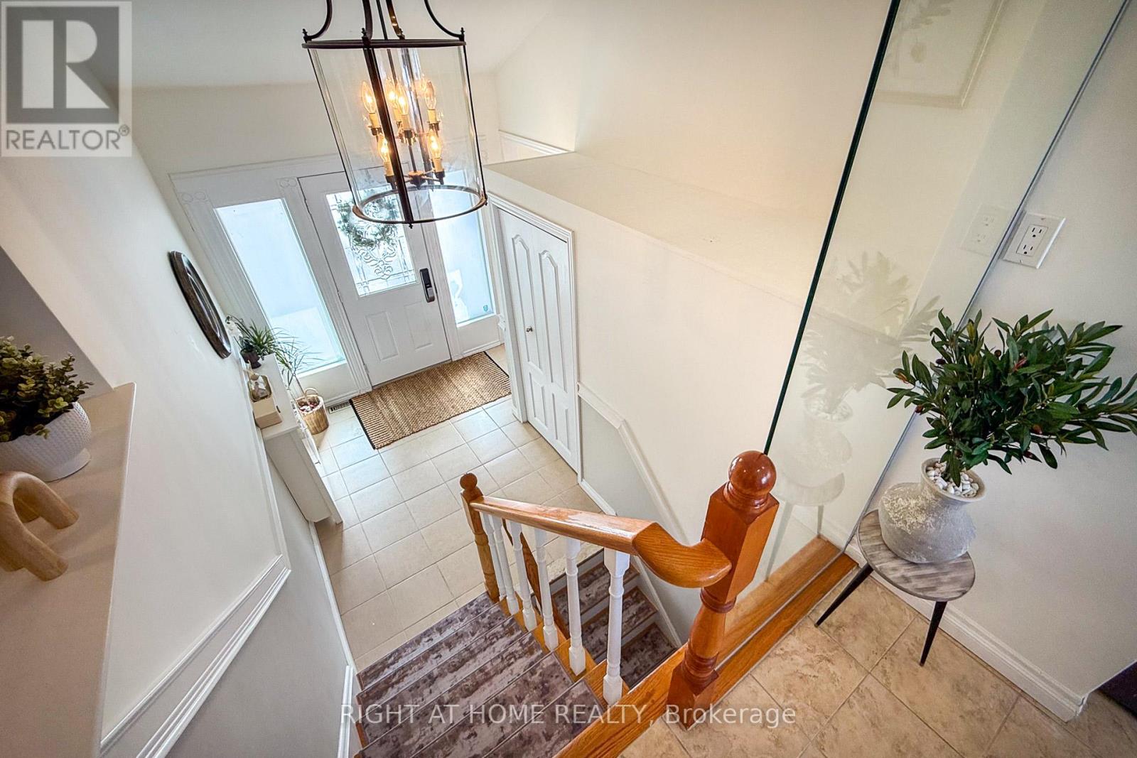 6 Fairhaven Drive, Toronto, Ontario  M9P 2P6 - Photo 15 - W12821590