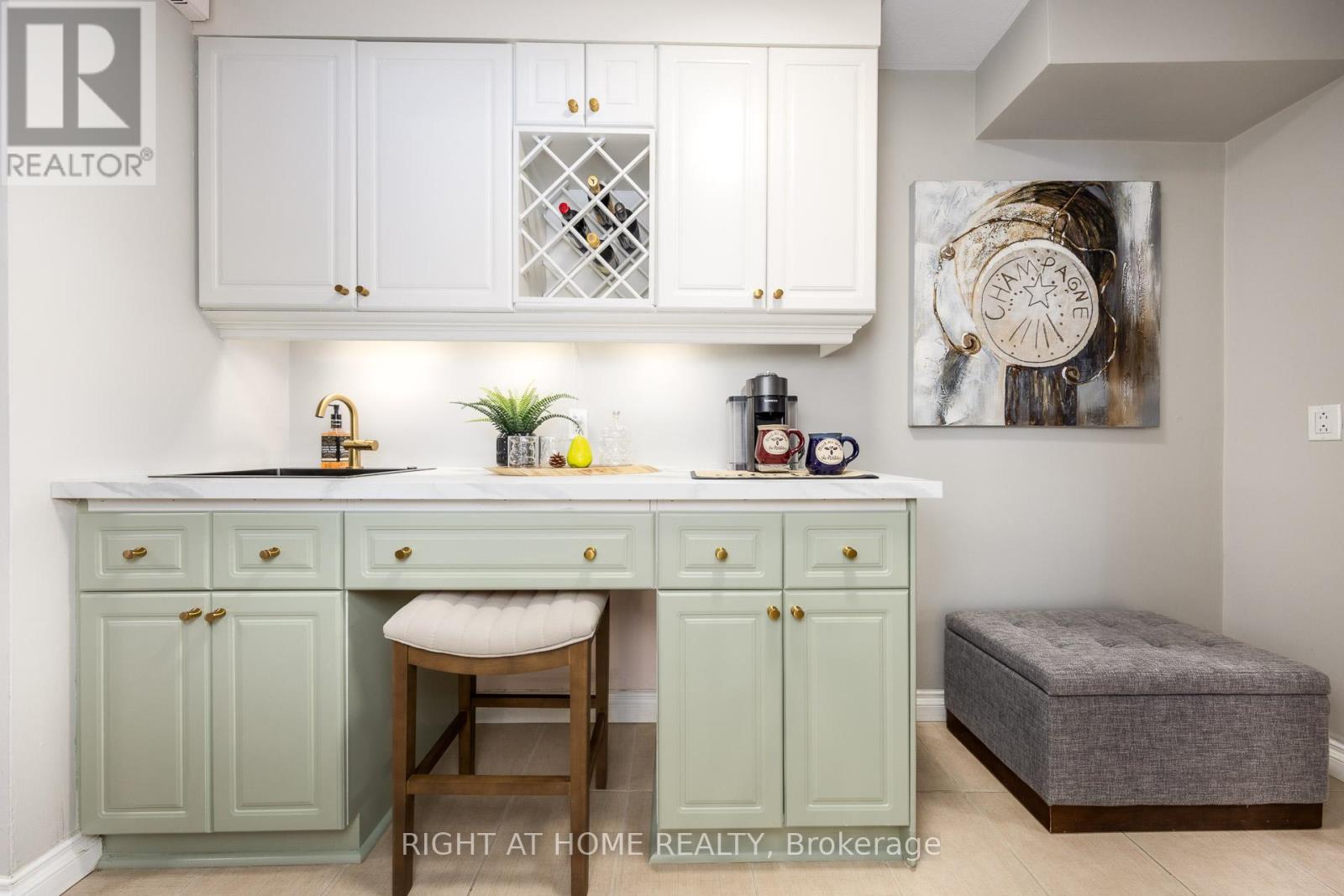 6 Fairhaven Drive, Toronto, Ontario  M9P 2P6 - Photo 33 - W12821590