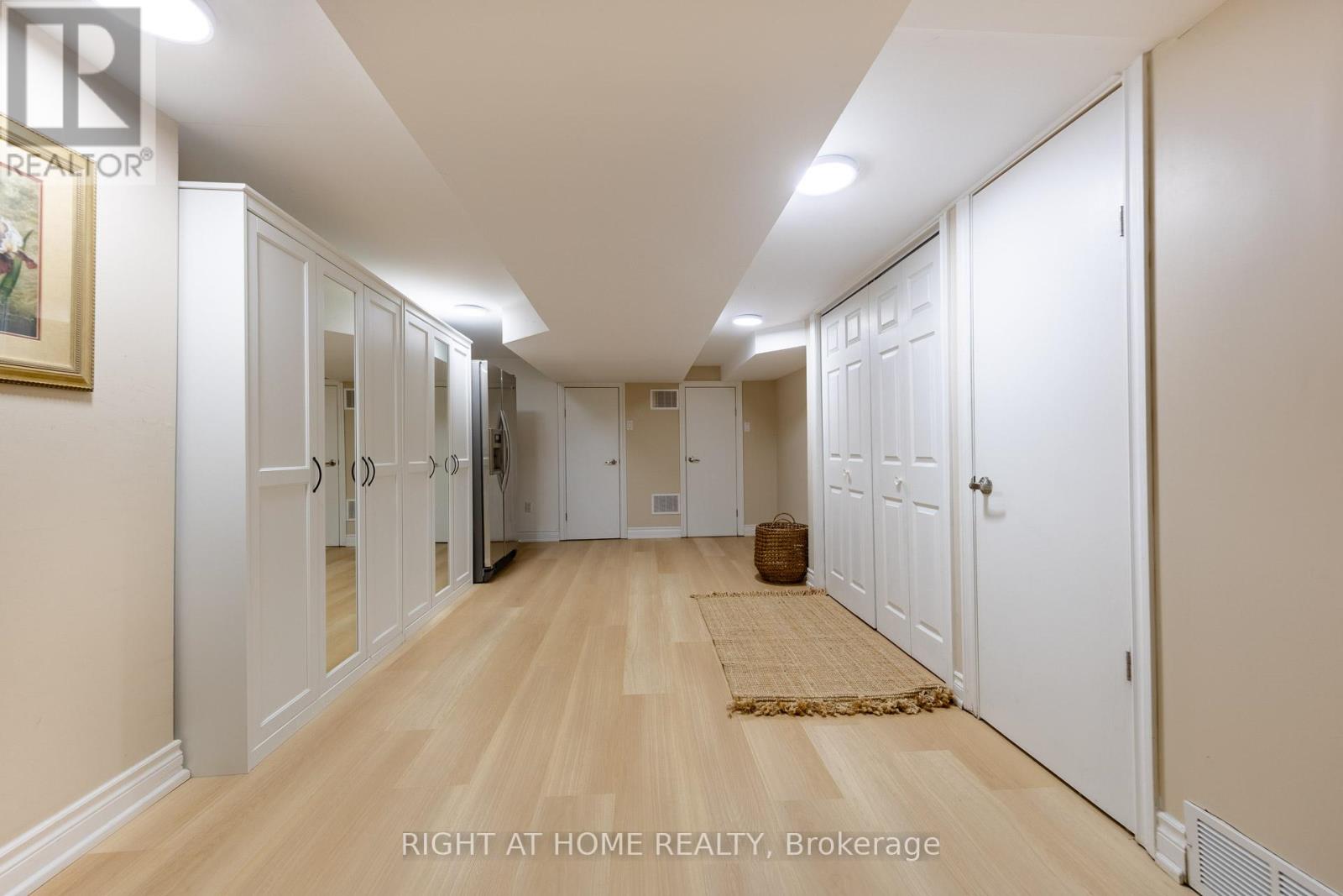 6 Fairhaven Drive, Toronto, Ontario  M9P 2P6 - Photo 41 - W12821590