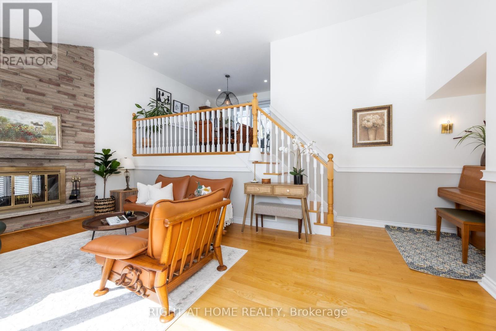 6 Fairhaven Drive, Toronto, Ontario  M9P 2P6 - Photo 8 - W12821590