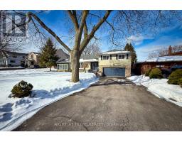 6 FAIRHAVEN DRIVE, Toronto, Ontario