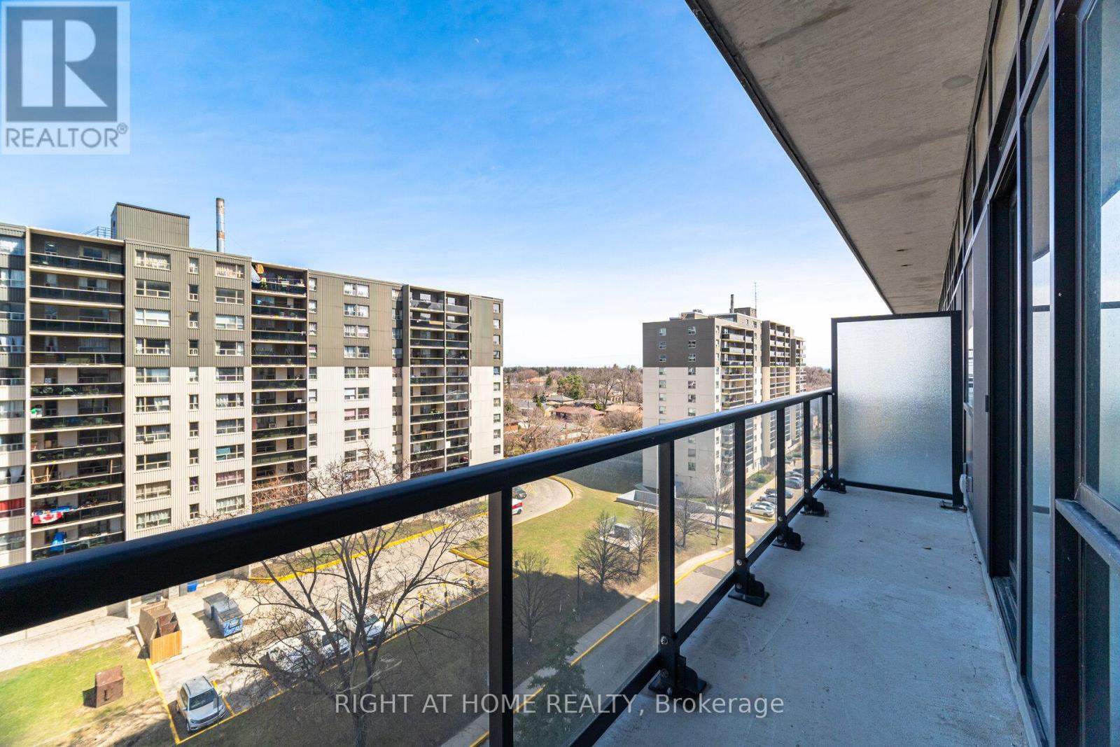 712 - 86 Dundas Street E, Mississauga, Ontario  L5A 1W4 - Photo 15 - W12821598