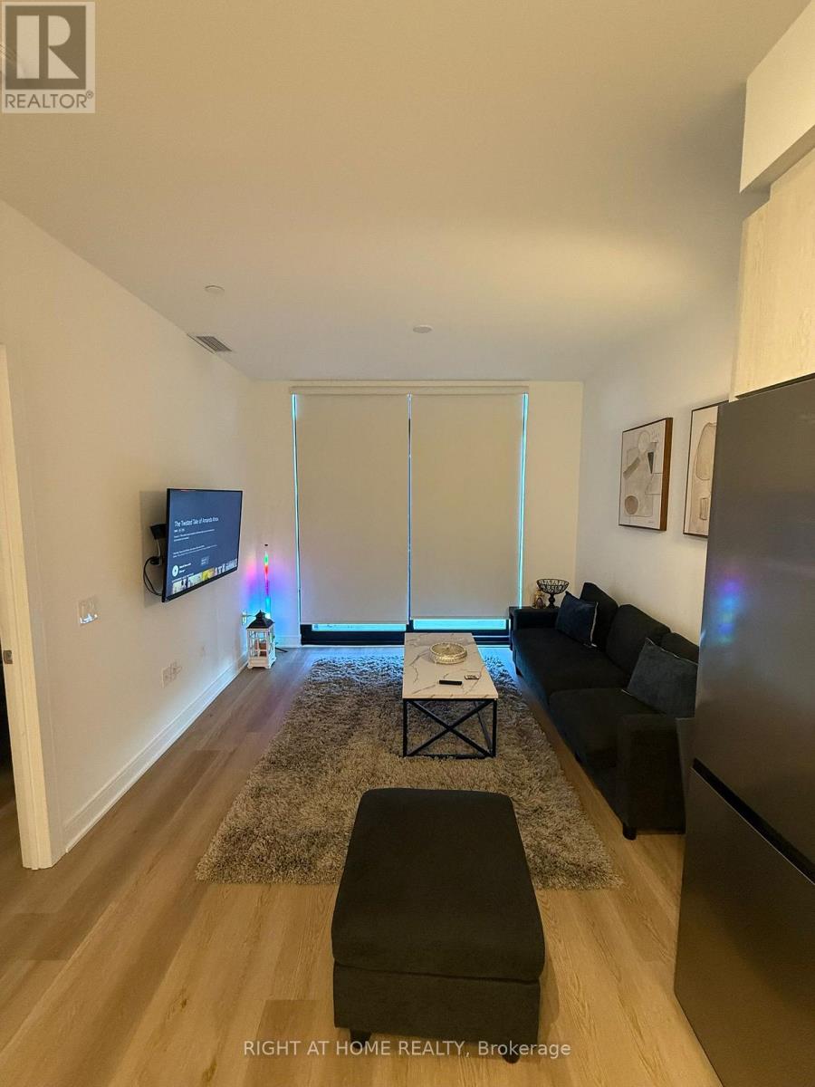 712 - 86 Dundas Street E, Mississauga, Ontario  L5A 1W4 - Photo 9 - W12821598