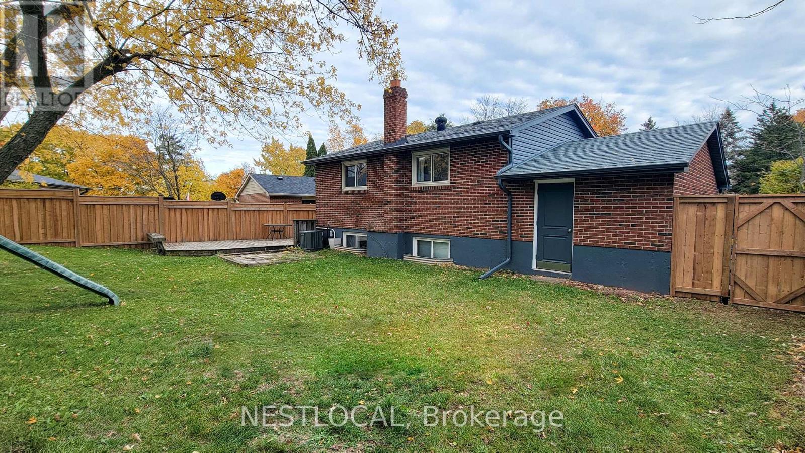 1286 Landfair Crescent, Oakville, Ontario  L6H 2N3 - Photo 23 - W12821612