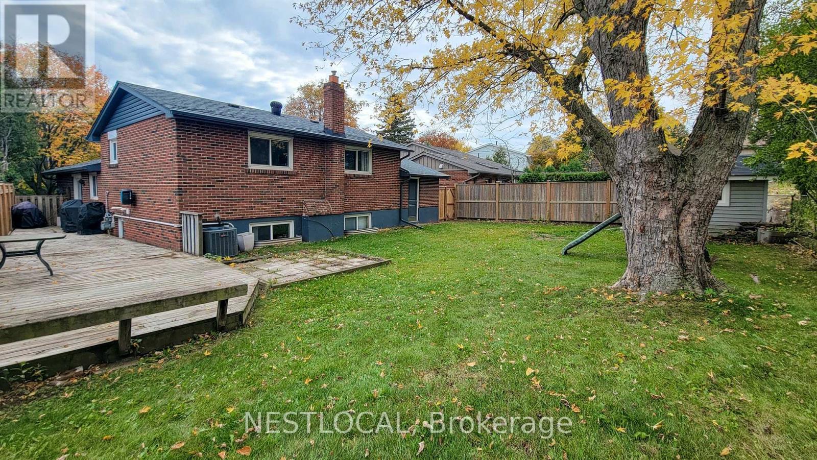 1286 Landfair Crescent, Oakville, Ontario  L6H 2N3 - Photo 24 - W12821612