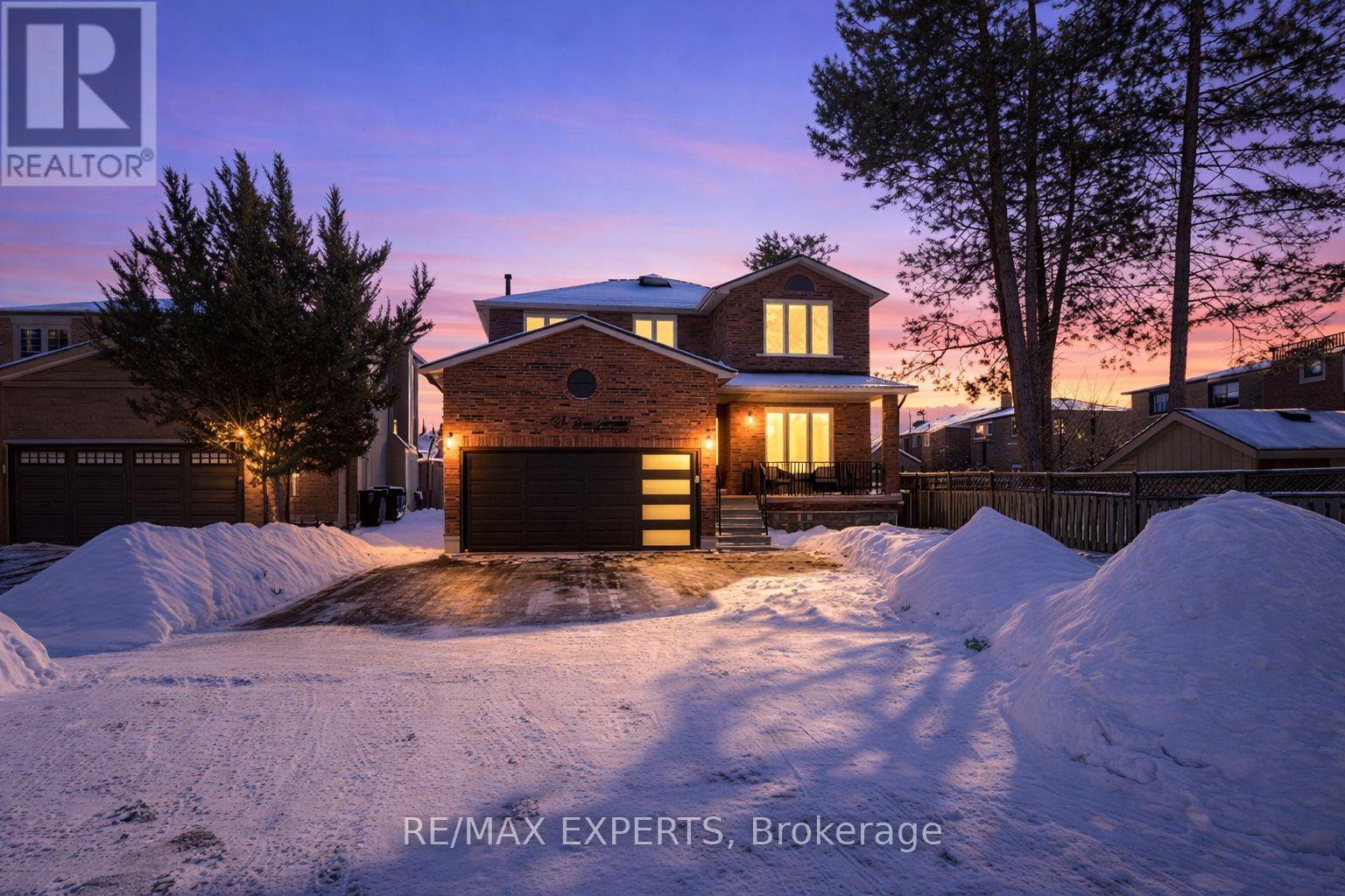 11 De Rose Avenue, Caledon, Ontario  L7E 1A5 - Photo 2 - W12821616