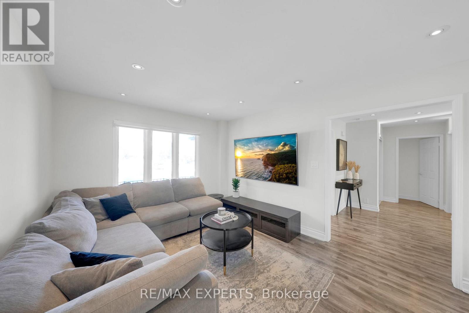 11 De Rose Avenue, Caledon, Ontario  L7E 1A5 - Photo 9 - W12821616