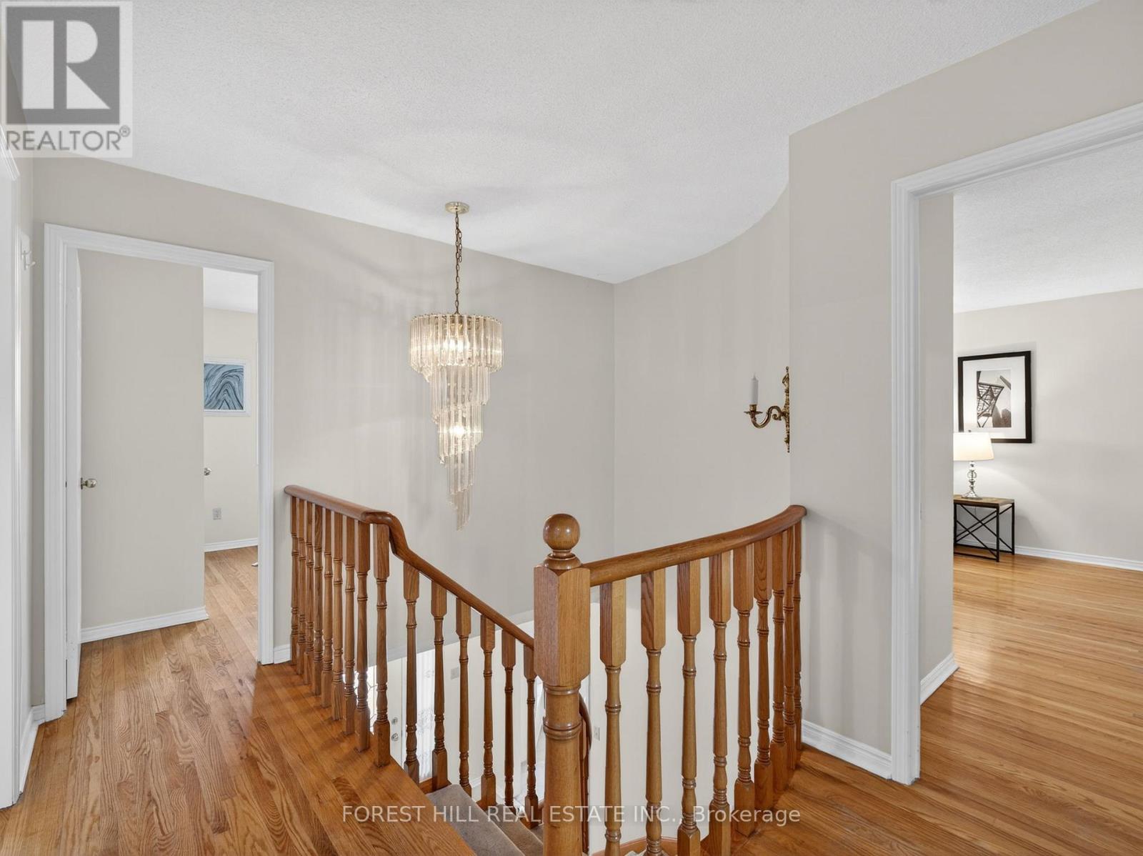 1523 Stoneybrook Trail, Oakville, Ontario  L6M 2R4 - Photo 18 - W12821636