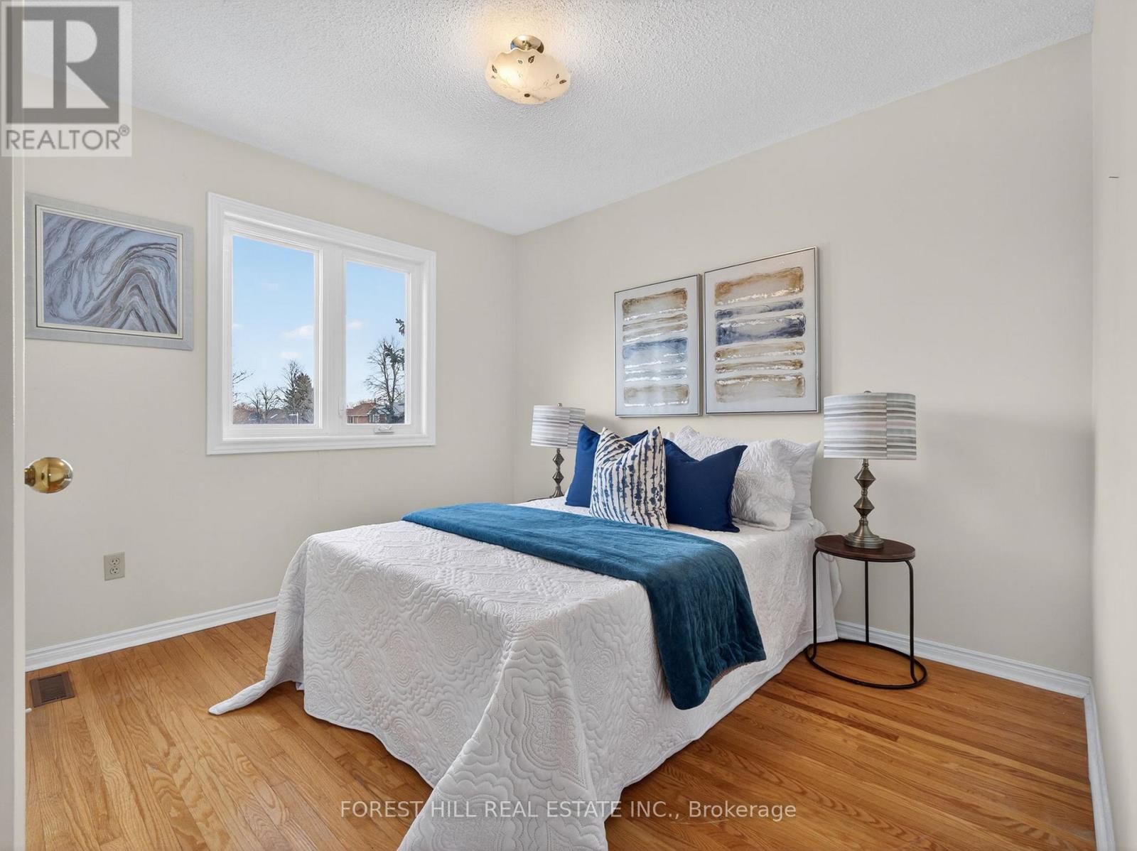 1523 Stoneybrook Trail, Oakville, Ontario  L6M 2R4 - Photo 21 - W12821636