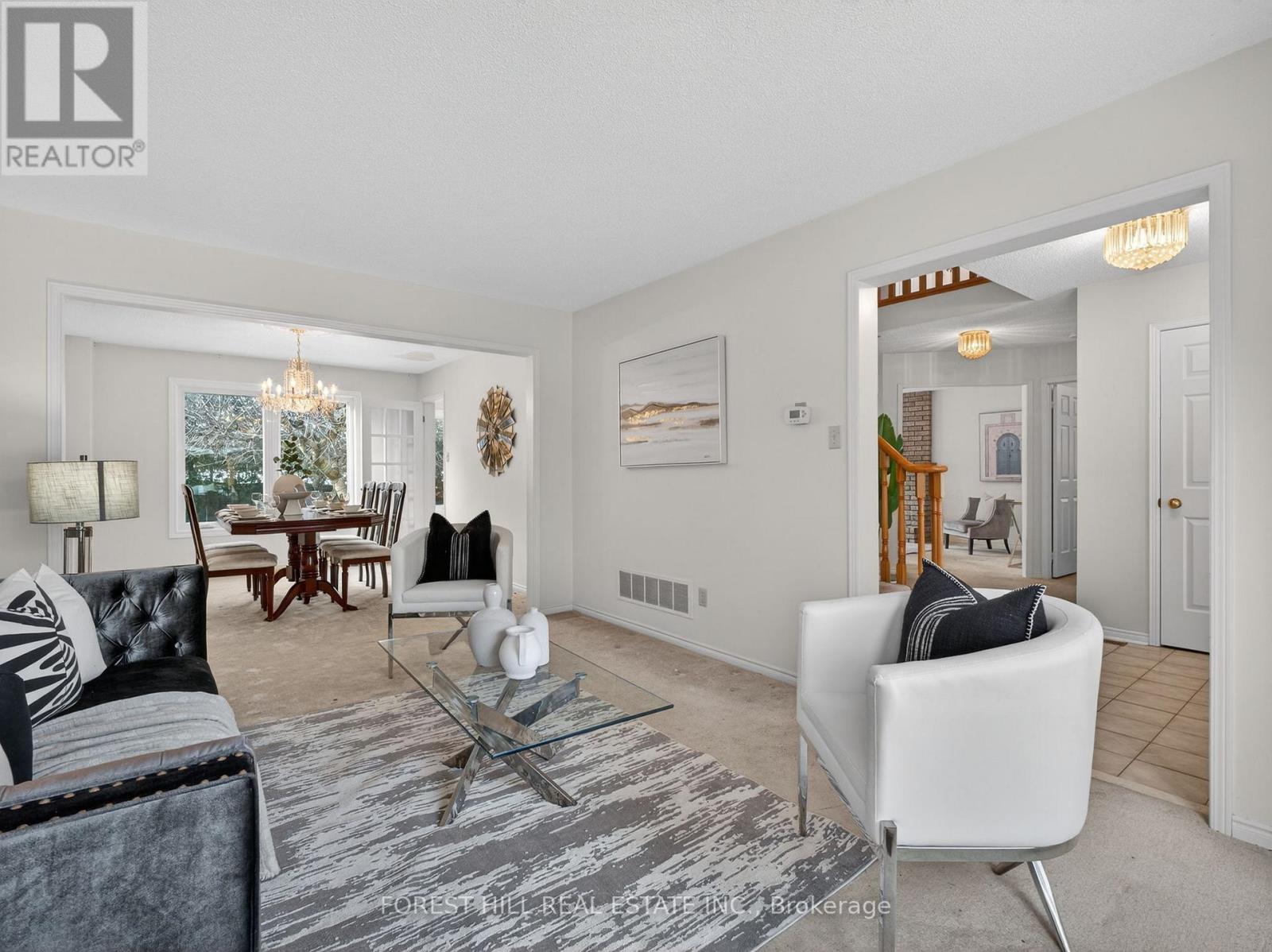 1523 Stoneybrook Trail, Oakville, Ontario  L6M 2R4 - Photo 3 - W12821636