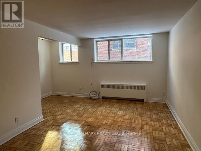 B-316 - 15 Anglesey Boulevard, Toronto, Ontario  M9A 3B2 - Photo 4 - W12821646