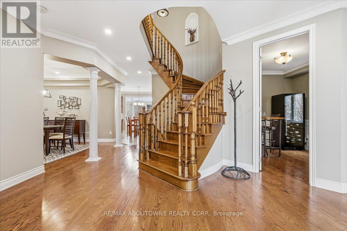 3260 Ribble Crescent, Oakville, Ontario  L6M 0B1 - Photo 10 - W12821658