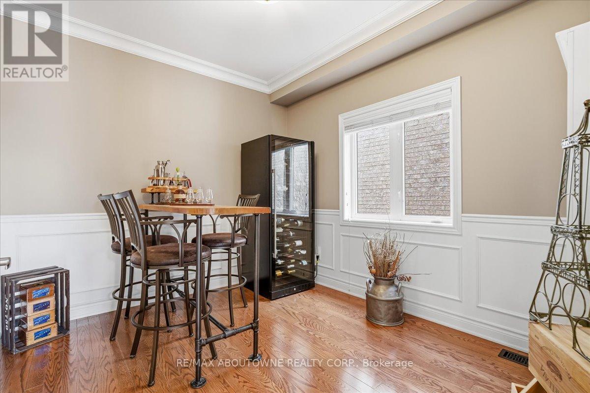 3260 Ribble Crescent, Oakville, Ontario  L6M 0B1 - Photo 11 - W12821658