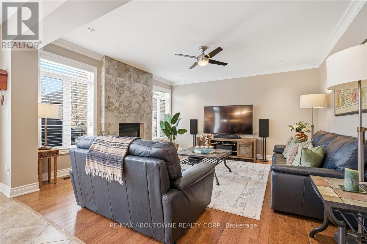 3260 Ribble Crescent, Oakville, Ontario  L6M 0B1 - Photo 16 - W12821658